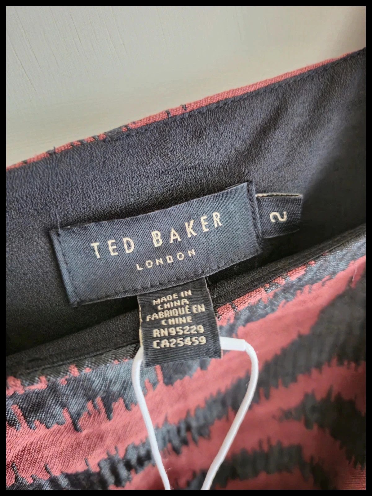 Ted Baker Ted Baker Brand New Exaggerated Shoulder Mini Dress - Size 2 Size L / US 10 / IT 46 - 3 Thumbnail