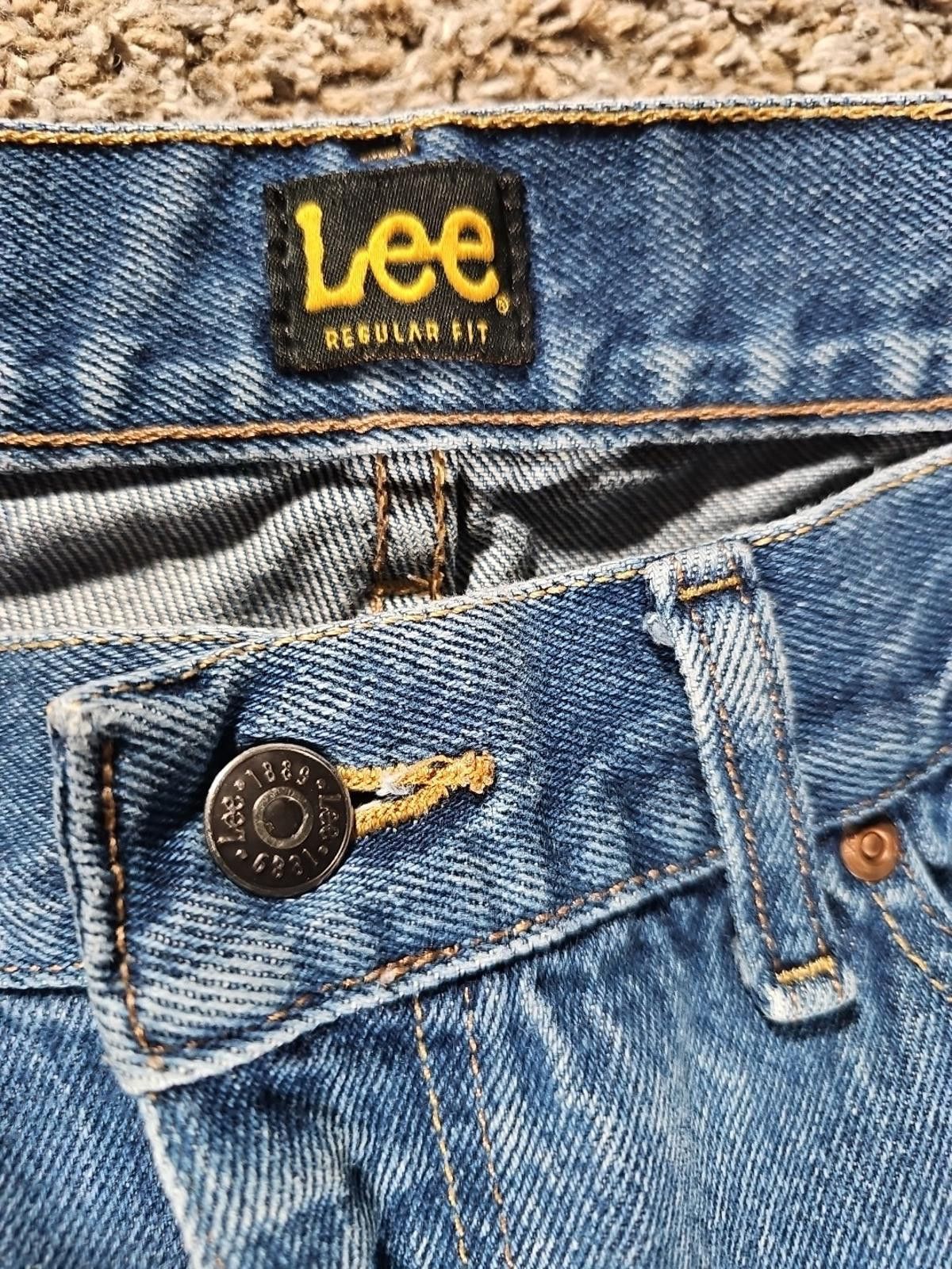 Lee Lee Regular Fit Straight Jeans Size 38x29 Medium Wash Blue Size US 38 / EU 54 - 2 Thumbnail