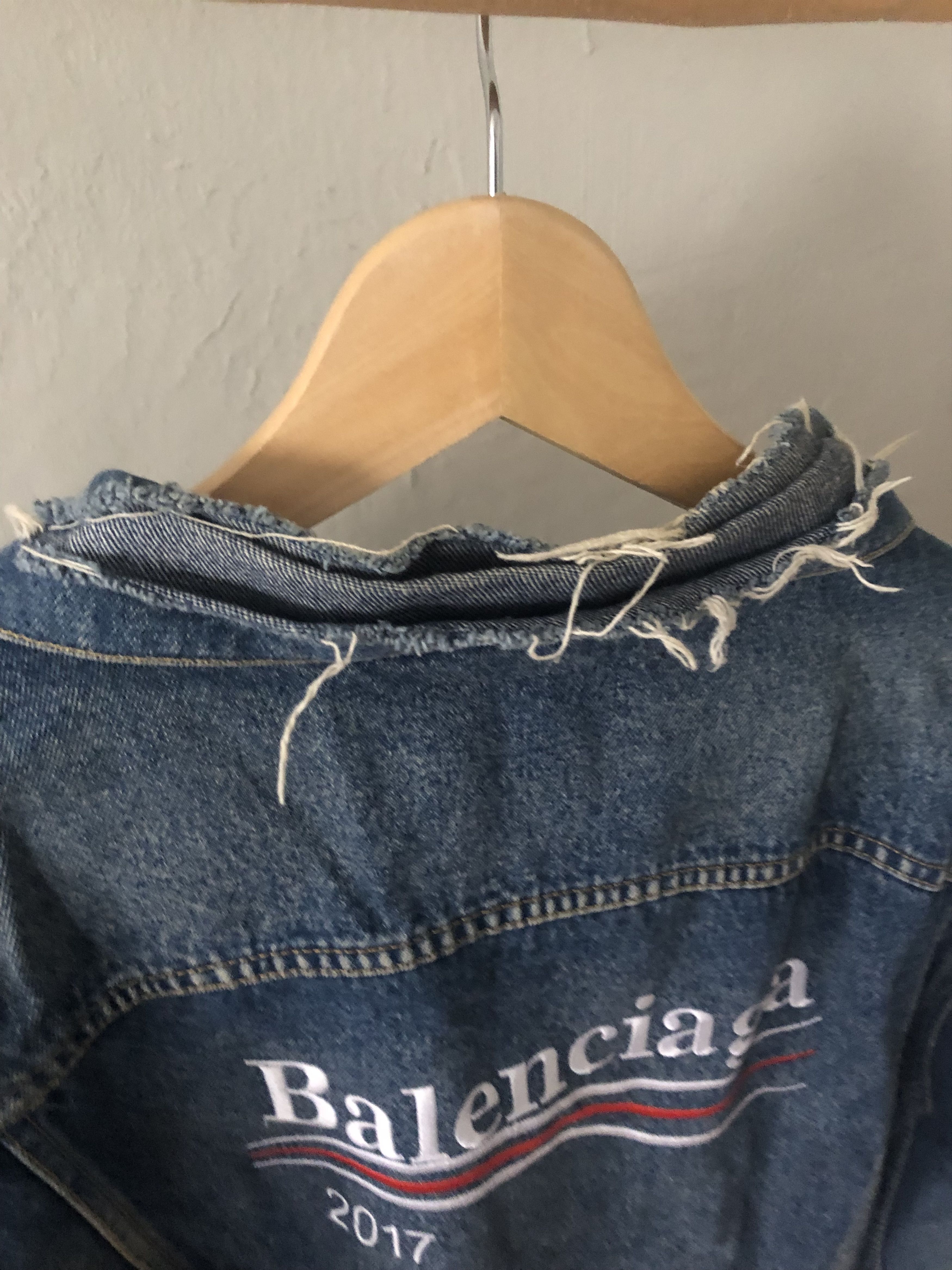 Balenciaga Balenciaga Political campaign distressed denim jacket Size US M / EU 48-50 / 2 - 4 Thumbnail