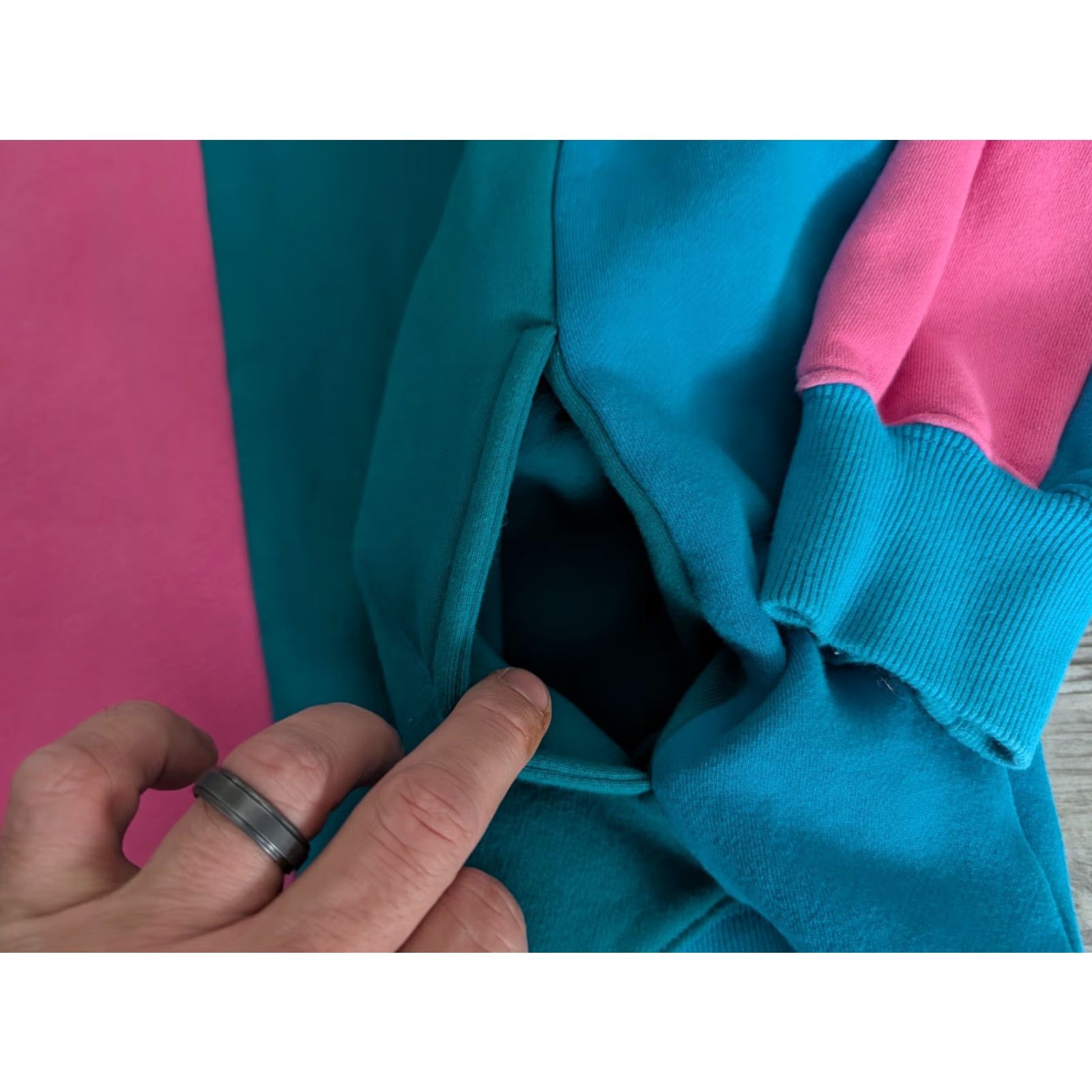 Teddy Fresh Teddy Fresh Hoodie Colorblock Teal Blue Pink Women's M EUC Hooded Sweatshirt Casual Travel Size M / US 6-8 / IT 42-44 - 6 Thumbnail