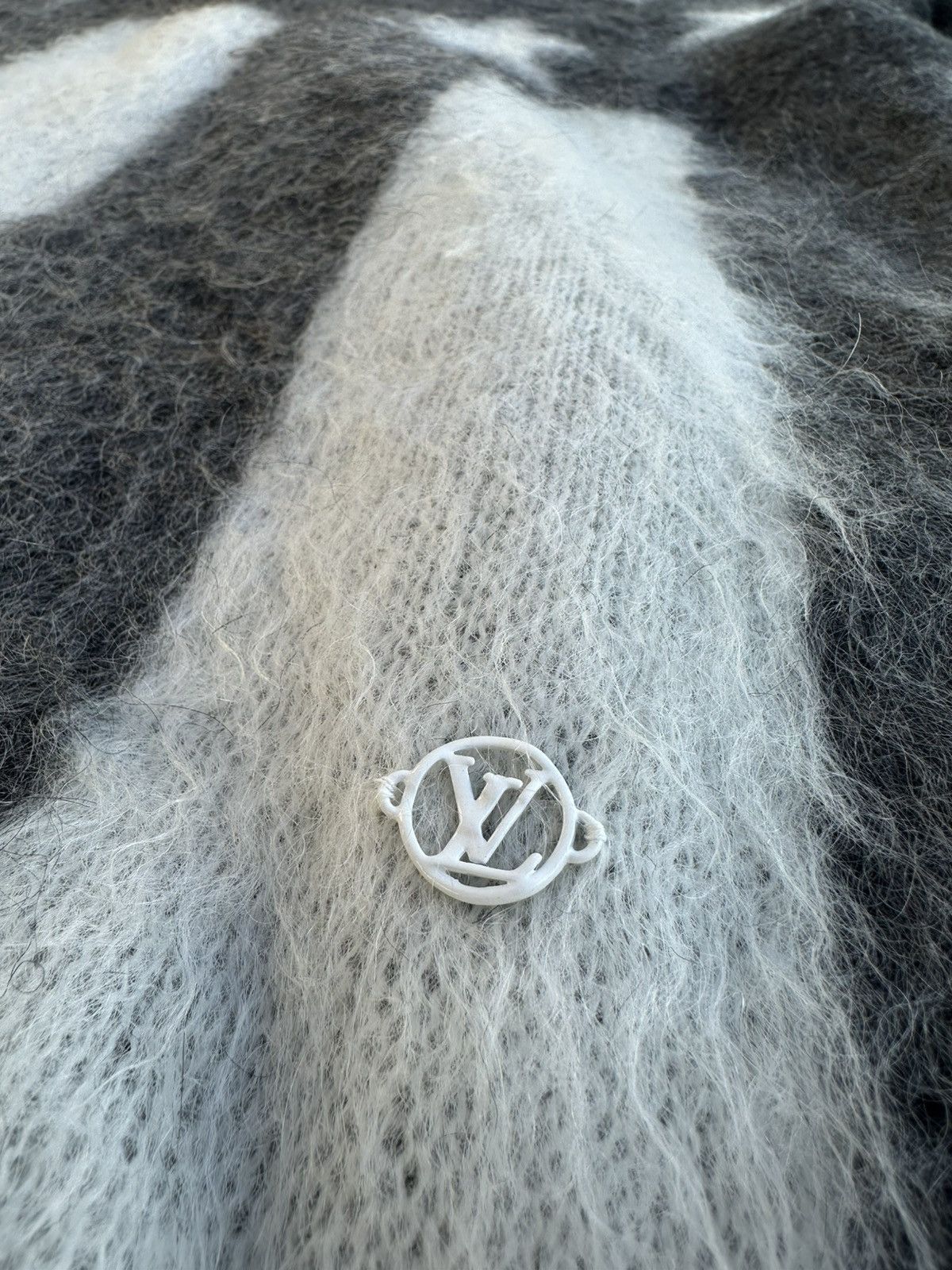 Louis Vuitton × Virgil Abloh Louis Vuitton USA FLag Mohair Crewneck Sweater Size US M / EU 48-50 / 2 - 4 Thumbnail