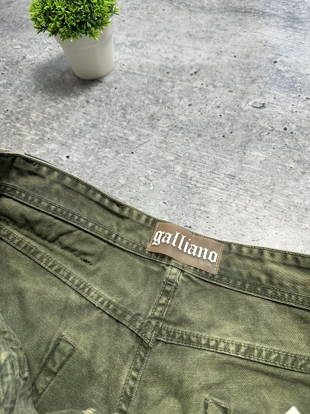 John Galliano Denim Jeans Distressed Italy Luxury Shorts