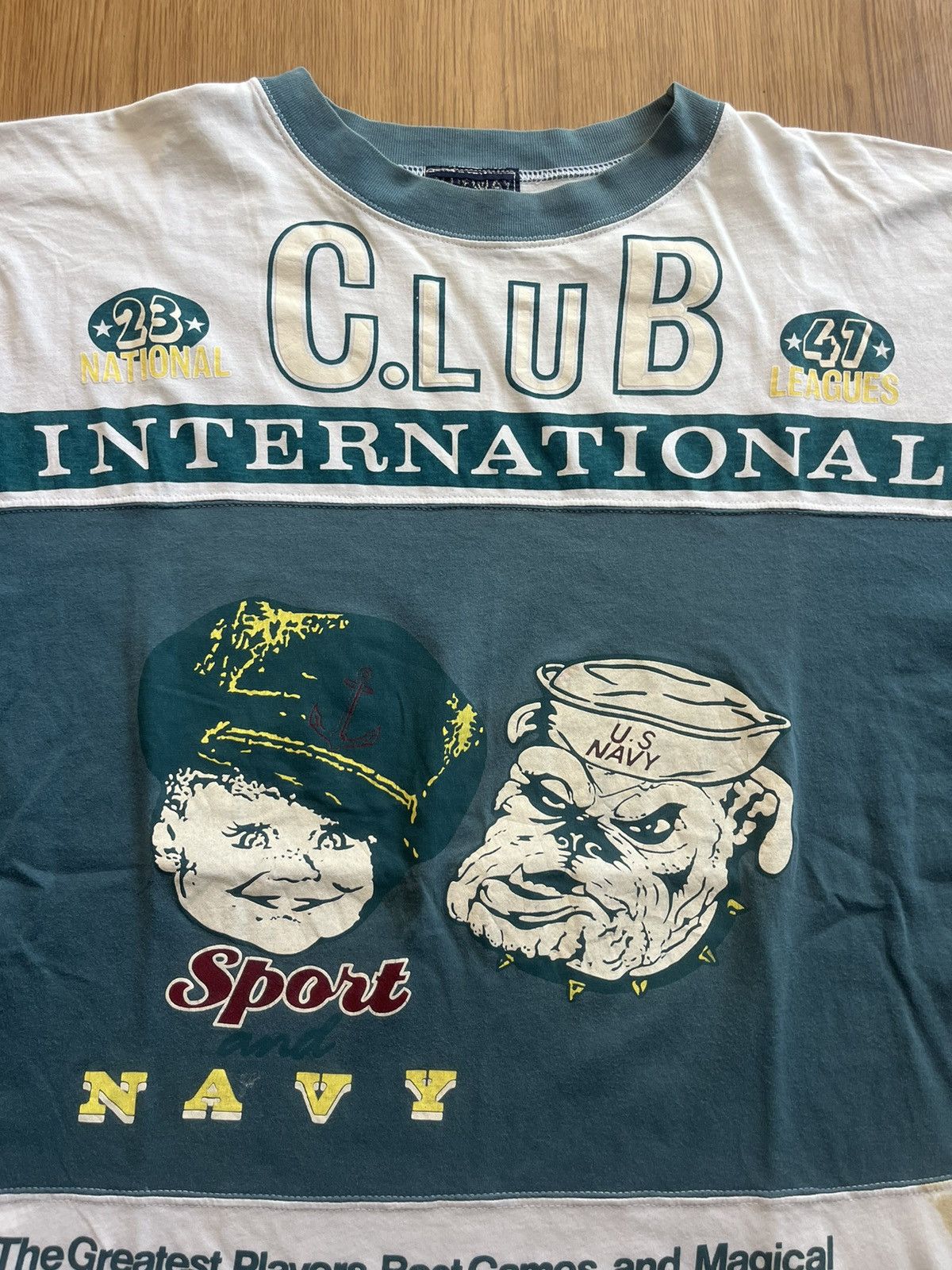 Vintage Vtg International Sport and NAVY ( AOP ) 90’s Tshirt Size US L / EU 52-54 / 3 - 6 Thumbnail