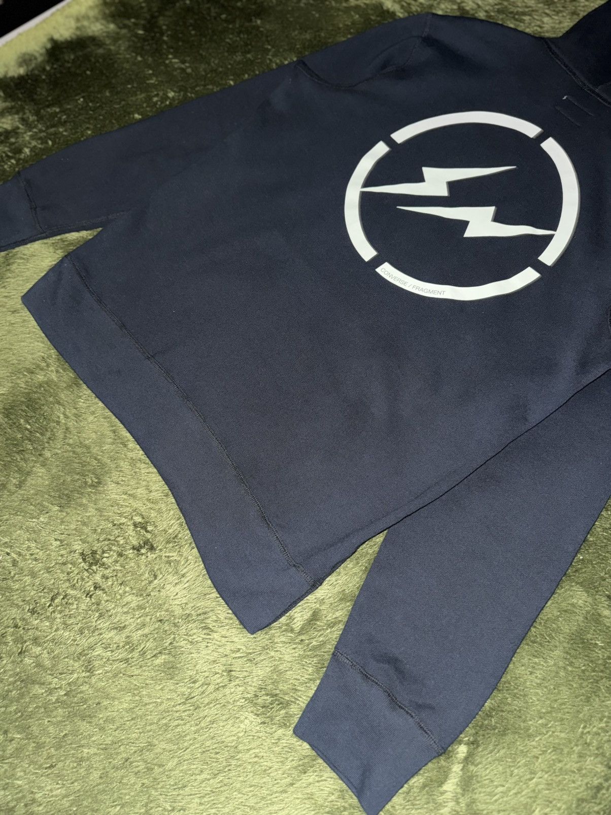 Converse × Fragment Design [XL] Converse x Fragment Design Cut-Off Graphic Hoodie Navy Size US XL / EU 56 / 4 - 8 Thumbnail
