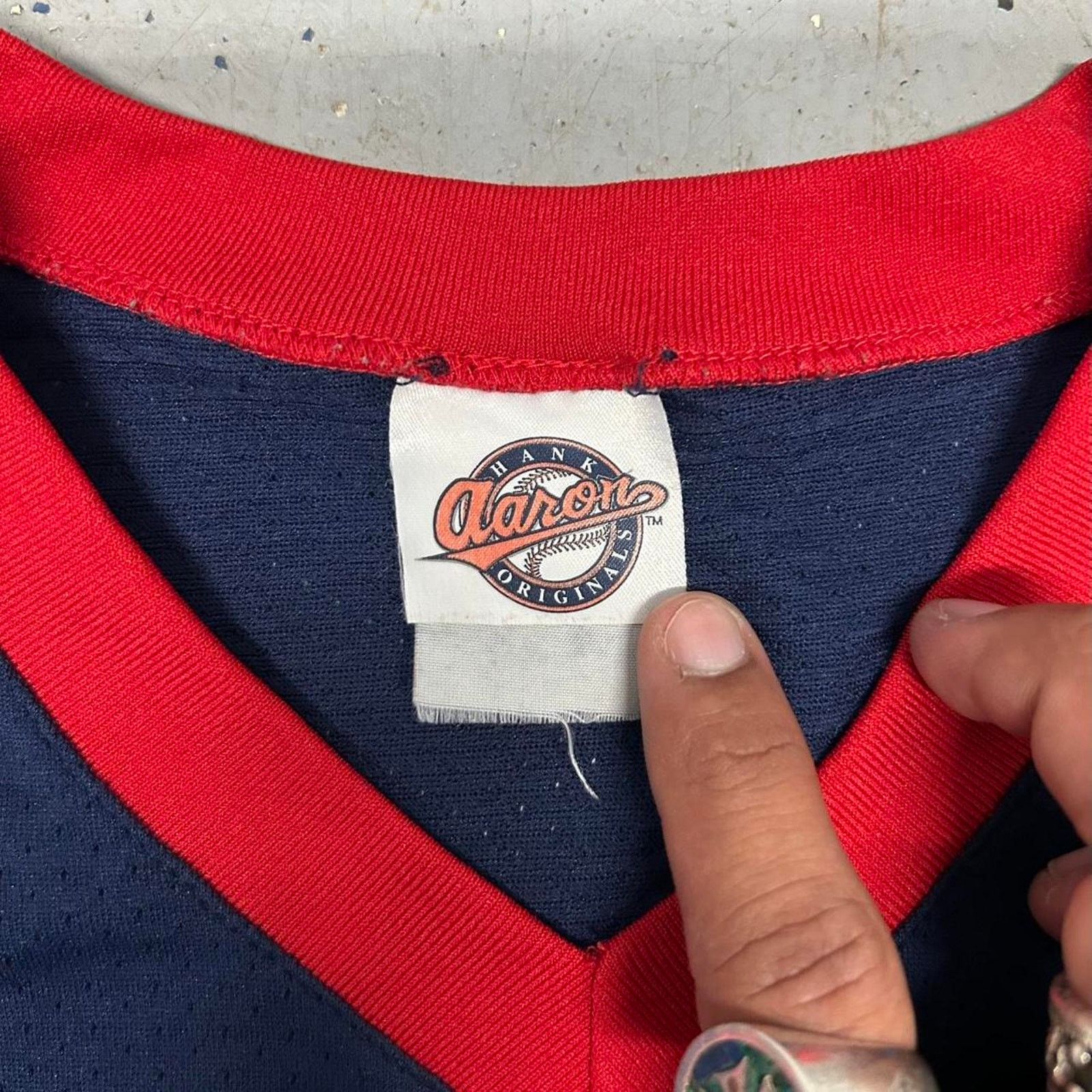 Other VTG 1990s Atlanta Braves navy and red cotton jersey Size US XL / EU 56 / 4 - 3 Thumbnail