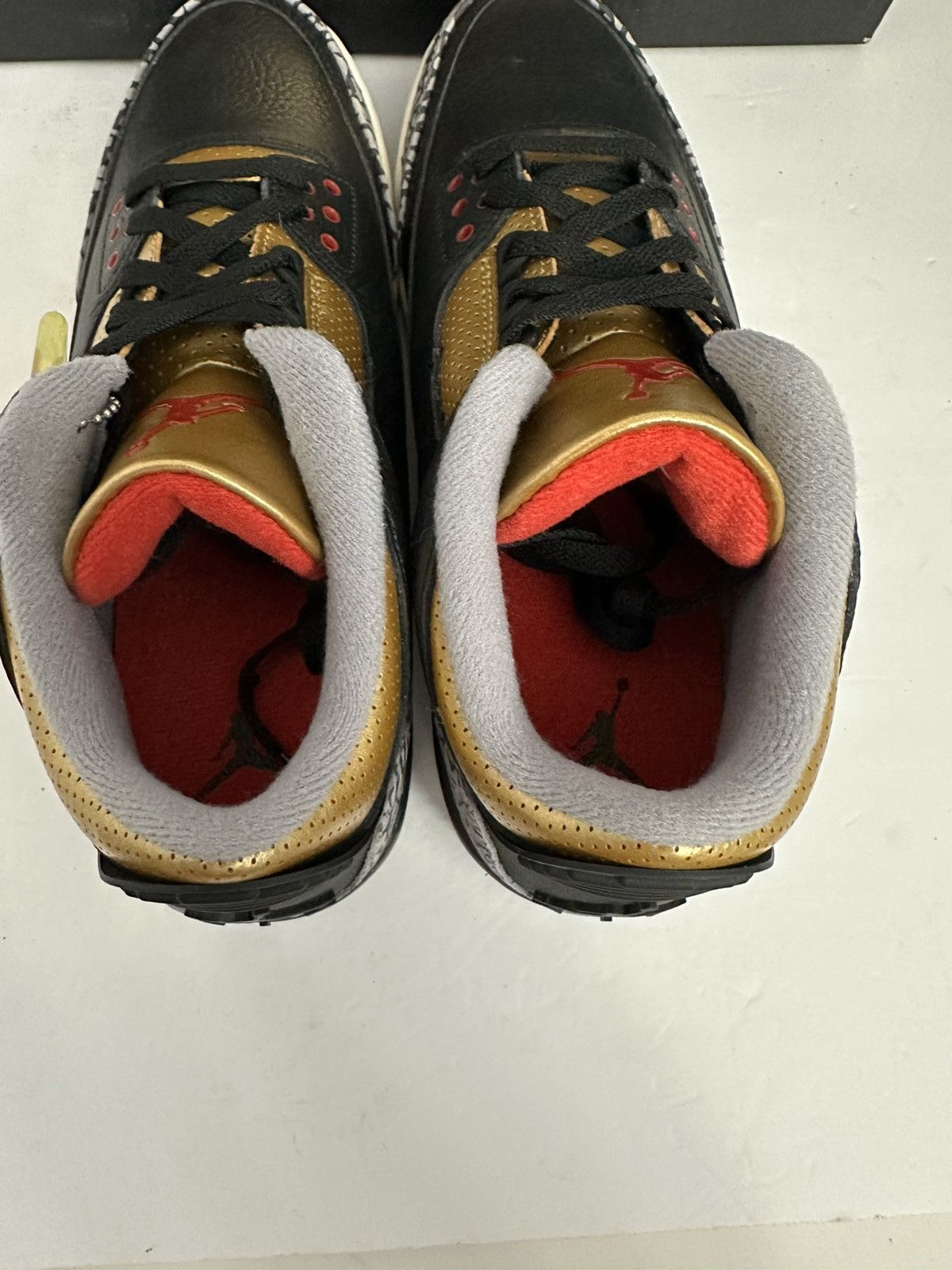 Nike Air Jordan 3 Retro Black Gold Size US 11 / IT 41 - 9 Thumbnail