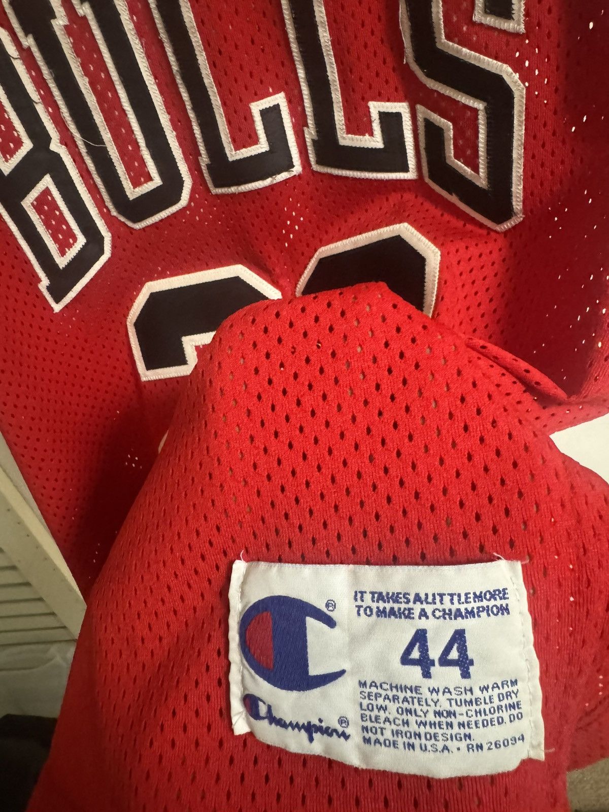 Champion Authentic Vintage Jordan Jersey (gold nba logo sz 44) Size US L / EU 52-54 / 3 - 2 Thumbnail