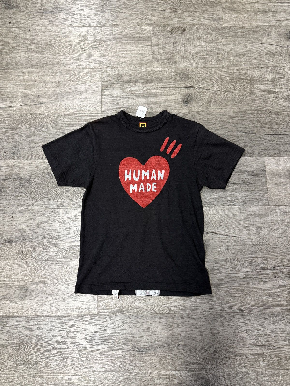 Human Made Human Made Heart Logo Tee Size US S / EU 44-46 / 1 - 1 Thumbnail