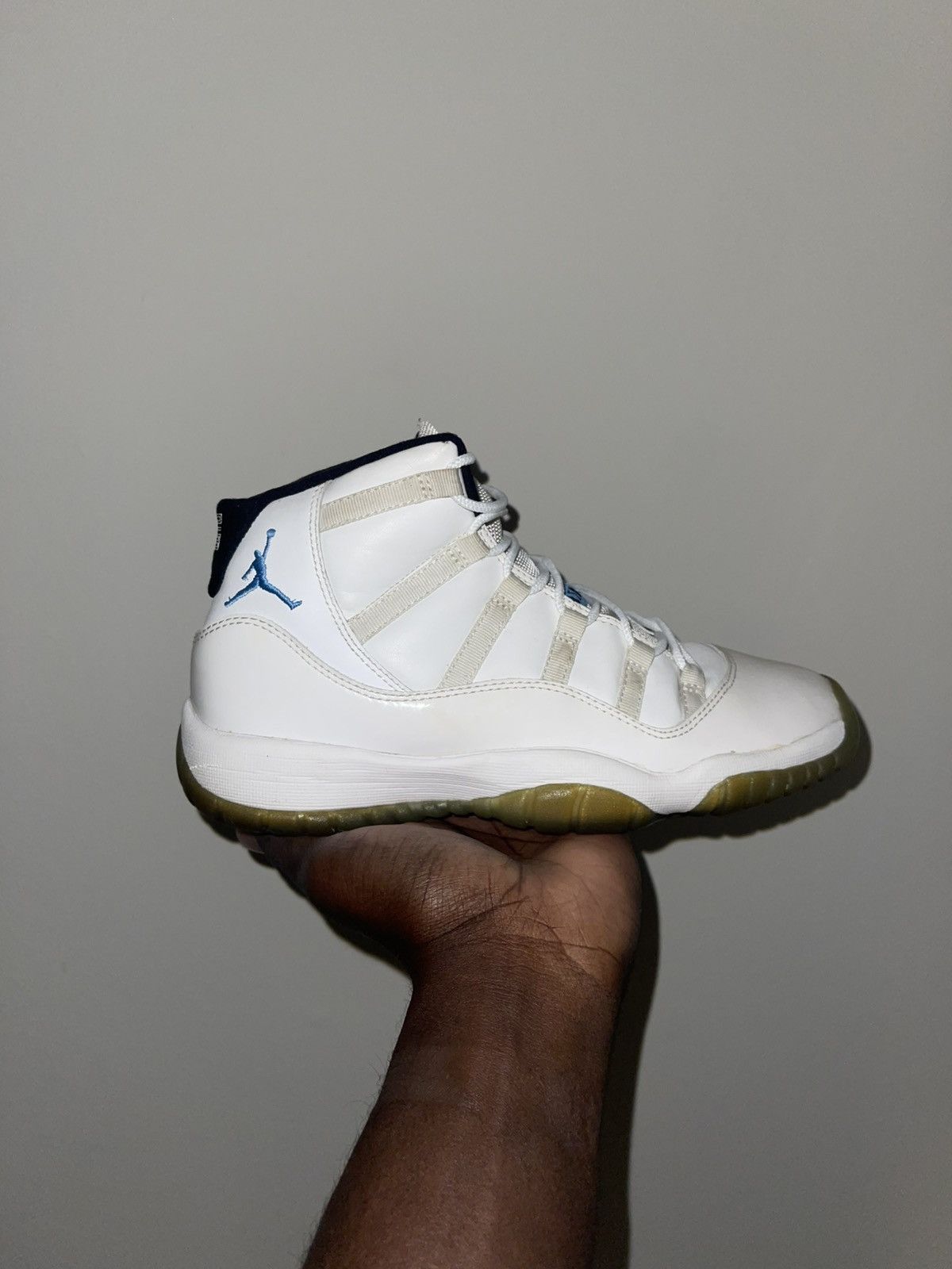 Jordan Brand Air Jordan Retro 11 ‘Legend Blue’ (2014) (GS) Size US 7 / EU 40 - 3 Thumbnail