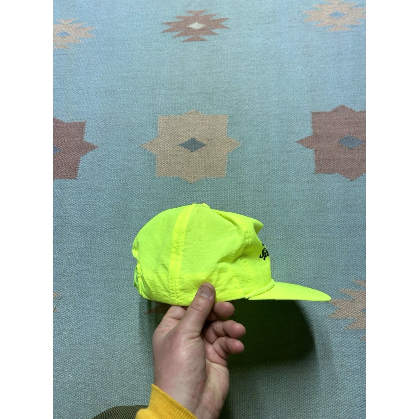 Vintage VINTAGE Evans SnapBack Hat Cap Mens Adjustable Nylon Neon Yellow Hi Vis Yellow Cap Size ONE SIZE - 8 Thumbnail
