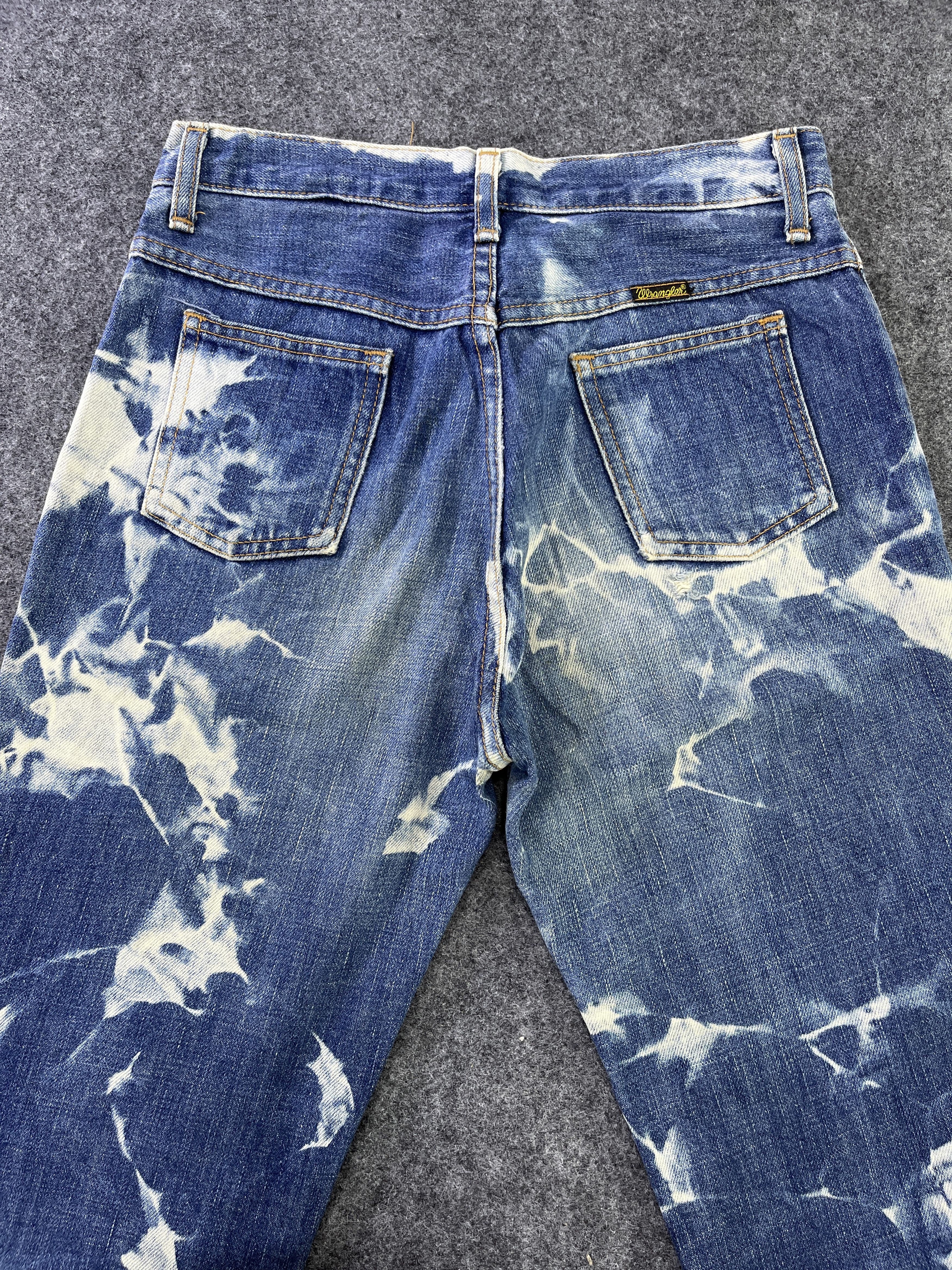 Vintage Vintage Women Wrangler Flare Jeans Bleach Denim - J953 Size 28" / US 6 / IT 42 - 4 Thumbnail