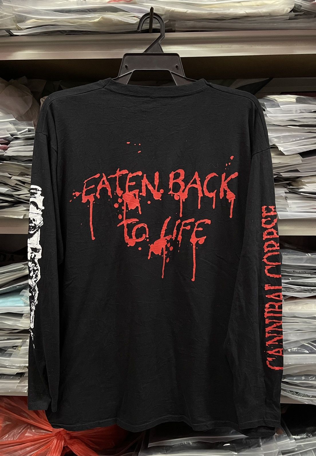 Band Tees Metal Band Cannibal Corpse " Eaten Back To Life "🔥🔥🔥 Size US XL / EU 56 / 4 - 6 Thumbnail