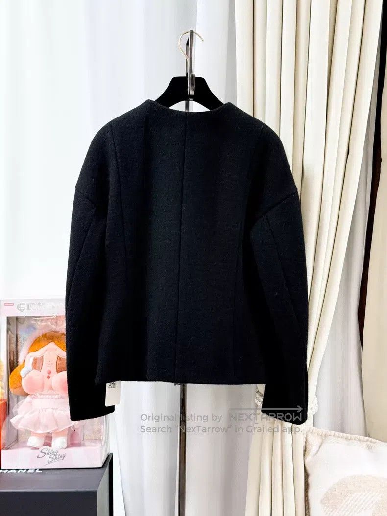 Chanel Chanel Black round-neck long-sleeved jacket Size XS / US 0-2 / IT 36-38 - 3 Thumbnail