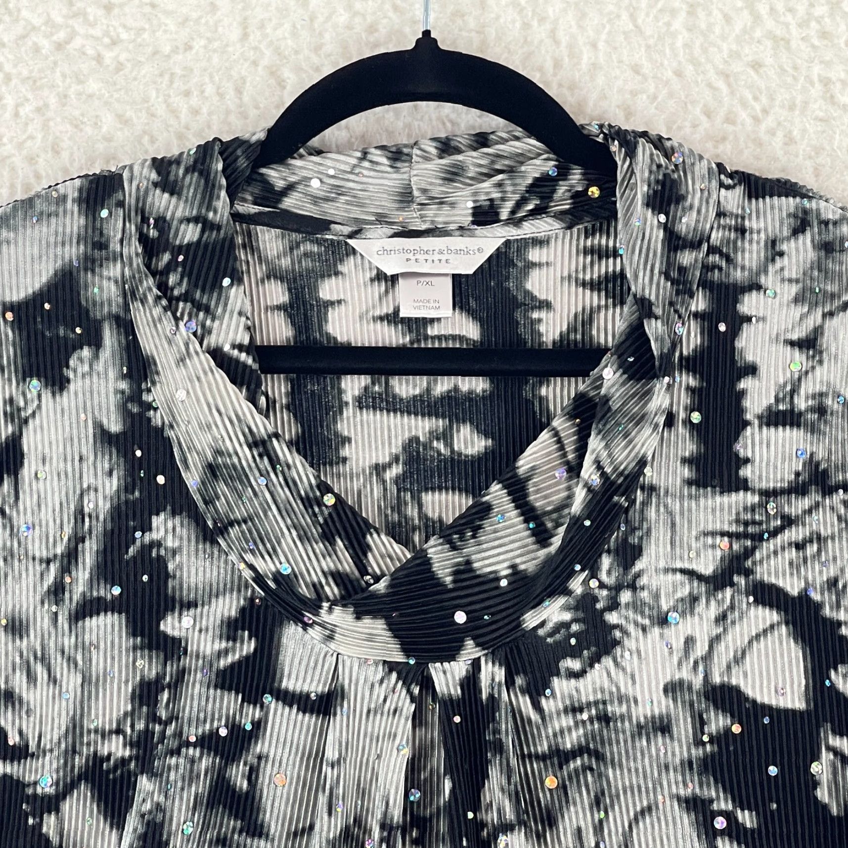 Vintage Christopher & Banks Petite Black Plisse Studded Shirt Womens 3/4 Sleeve Size PXL Size XL / US 12-14 / IT 48-50 - 3 Thumbnail