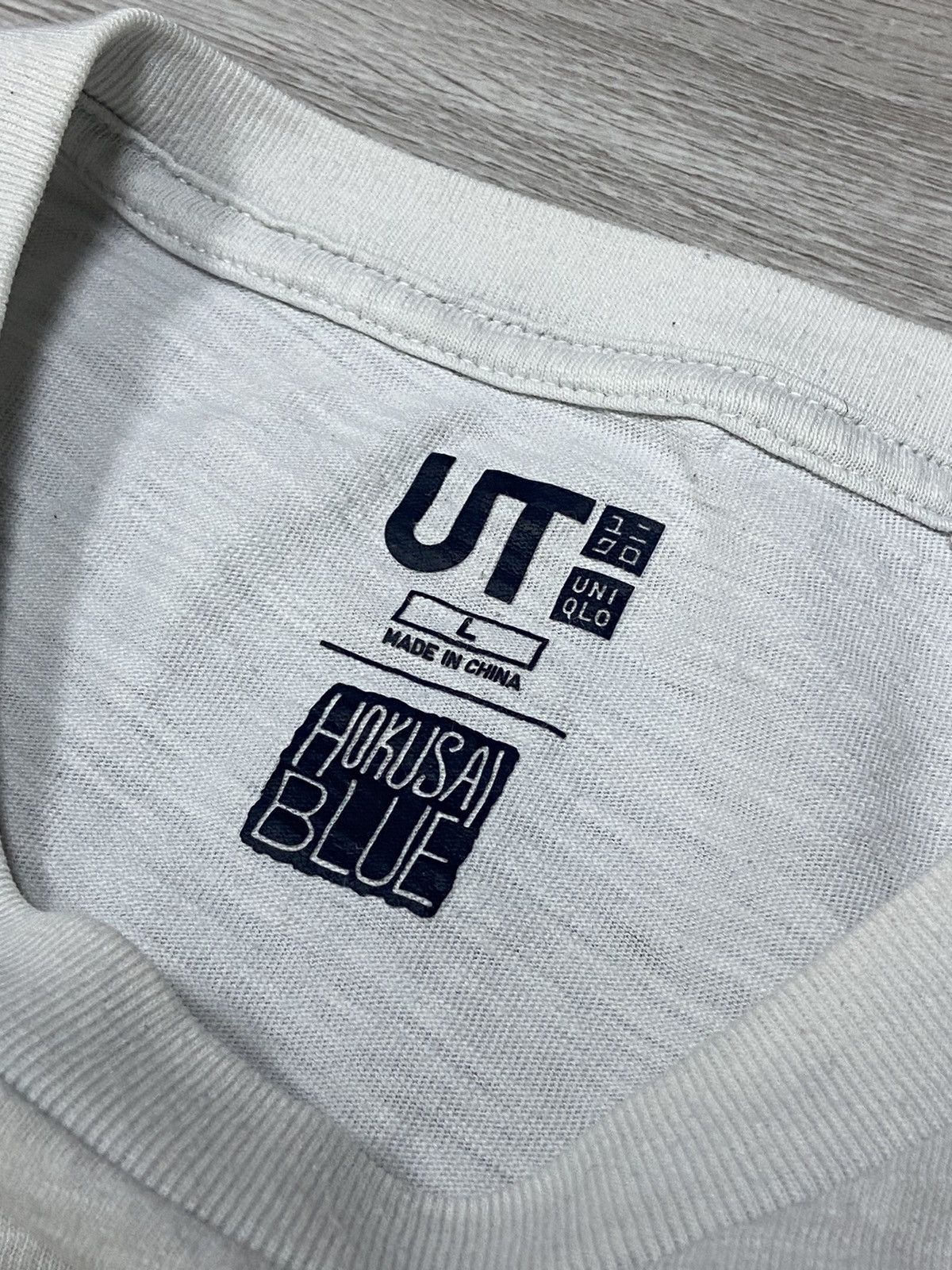 Uniqlo Uniqlo waves 🌊 sea Hokusai Blue t-shirt Size US L / EU 52-54 / 3 - 4 Thumbnail