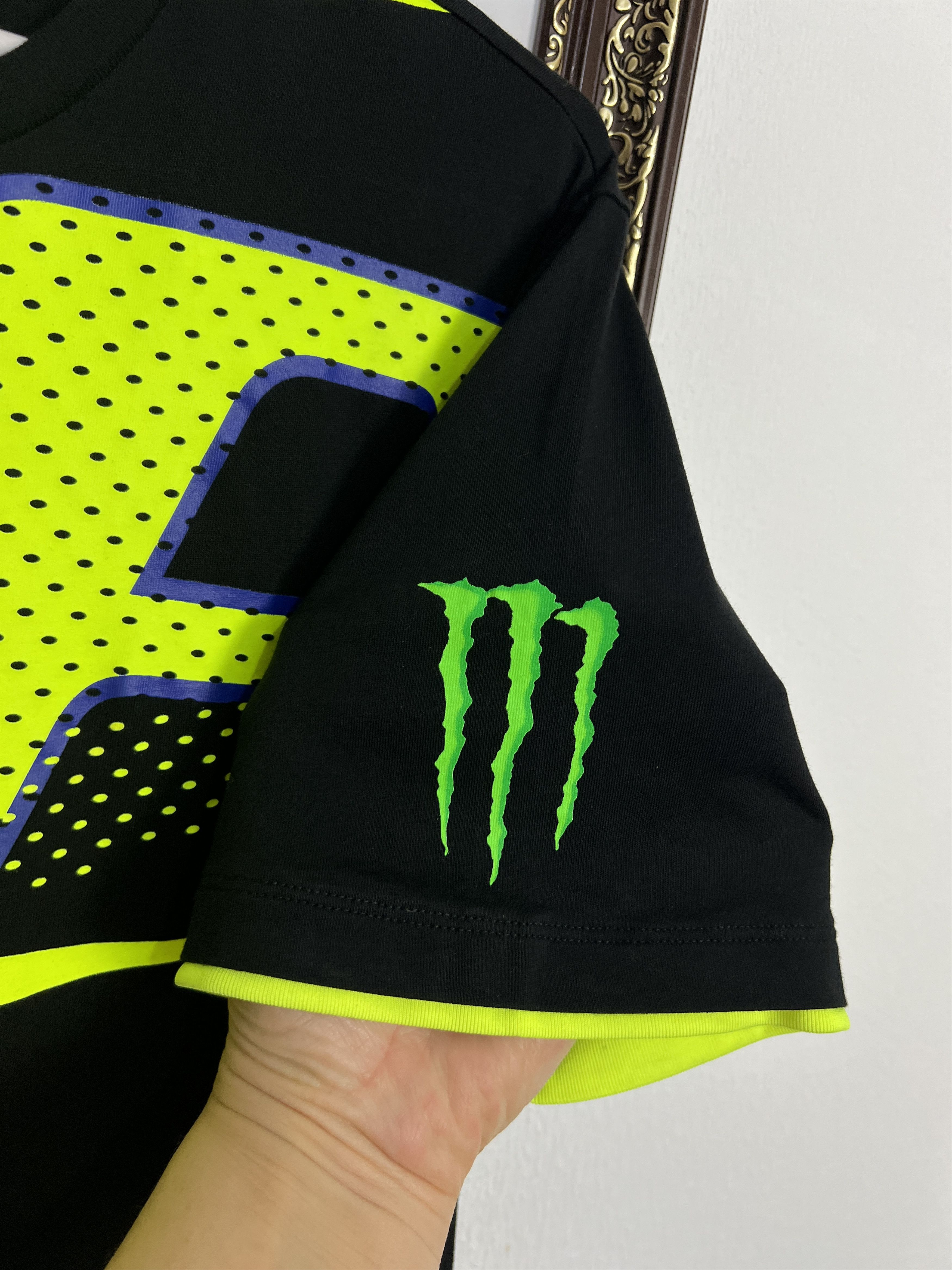 Vintage Monster Official Valentino Rossi Racing Moto Shirt Jersey Size US L / EU 52-54 / 3 - 4 Thumbnail