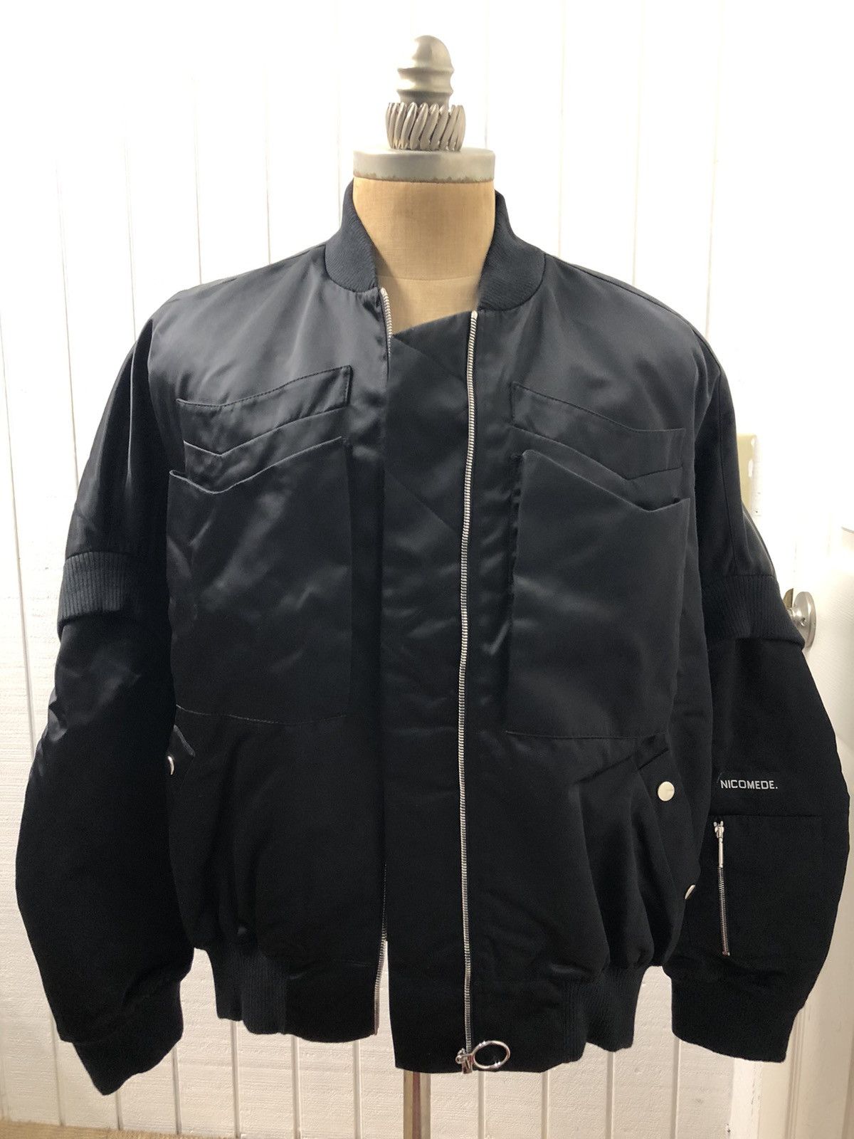 Nicomede Talavera NICOMEDE. Couture Bomber EP2 Size L NEW Size US L / EU 52-54 / 3 - 8 Thumbnail