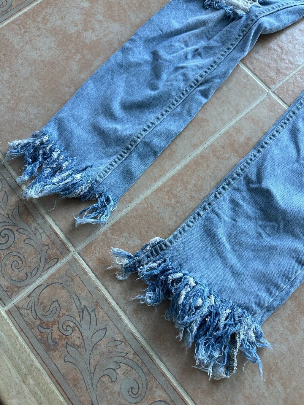 Free People Free People Great Heights Frayed Hem Skinny Jeans Size W27 Size 27" / US 4 / IT 40 - 4 Thumbnail