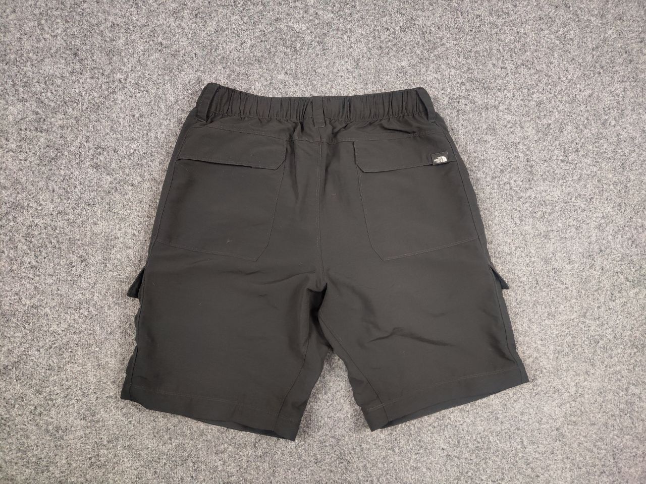 The North Face Vintage The North Face Gray Nylon Cargo Belt Short Y2K Style Size US 32 / EU 48 - 9 Thumbnail
