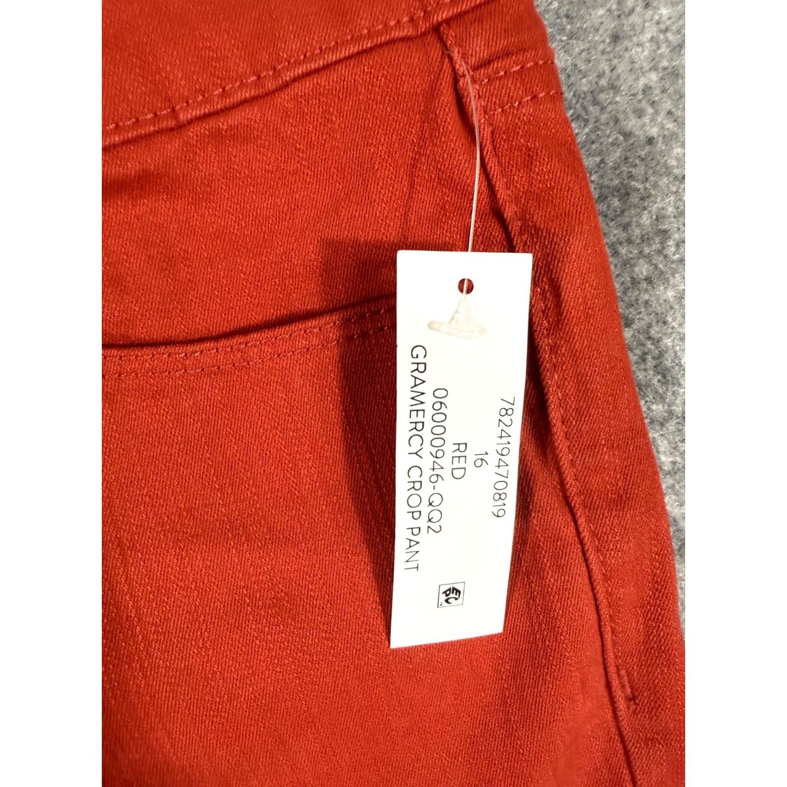 Nine West Nine West Gramercy Crop Pants Womens 16 Red Slim Fit Cropped Twill NWT Pockets Straight Leg Mid Rise Modern City Theme Boys Girls Mens Womens Size 38" / US 16 / IT 52 - 5 Thumbnail