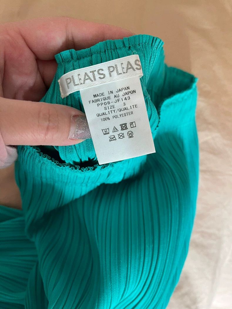 Issey Miyake Issey Miyake size:3 Blue pleated trousers Size 31" - 3 Thumbnail