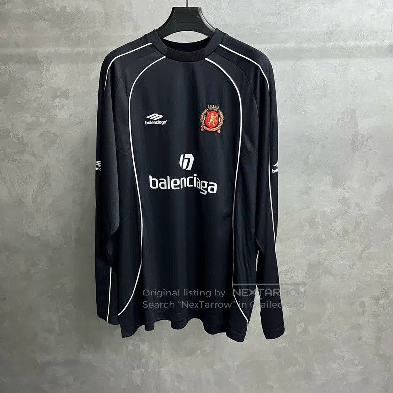 Balenciaga Balenciaga Black Letter and Number Print Long-sleeve T-shi Size US L / EU 52-54 / 3 - 1 Thumbnail