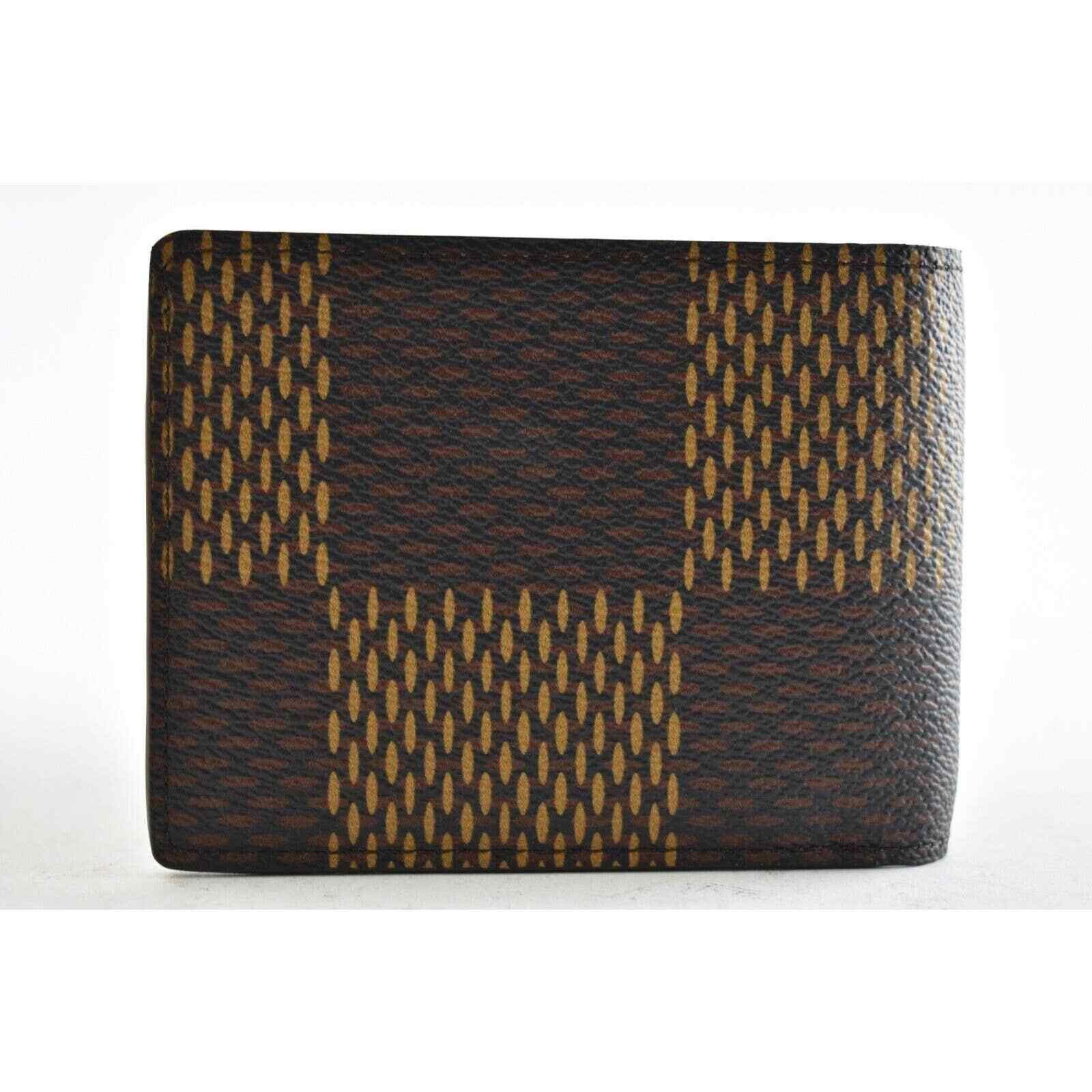 Louis Vuitton Louis Vuitton Nigo LV Giant Damier Bifold Wallet Holder Size ONE SIZE - 12 Thumbnail