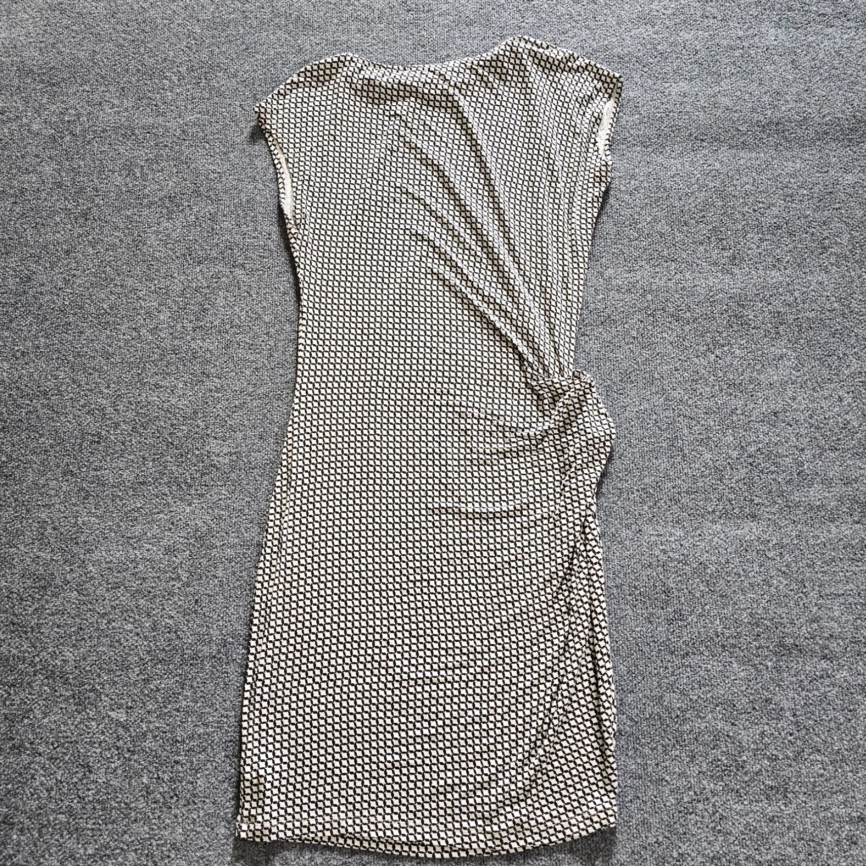 Vintage Cabi Dress Womens L Black White Cowl Neck Short Sleeve Ruched Stretch Casual Dress Size 36" / US 14 / IT 50 - 7 Thumbnail