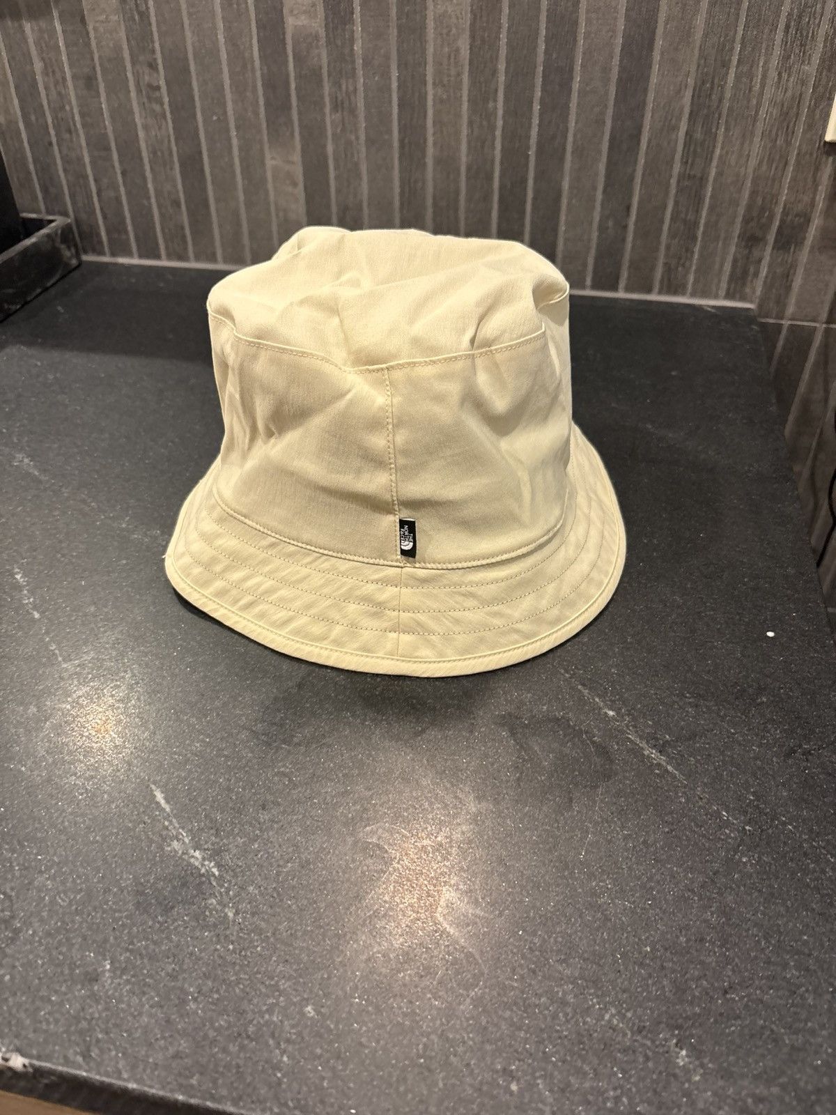 The North Face Reversible bucket hat Size ONE SIZE - 2 Thumbnail