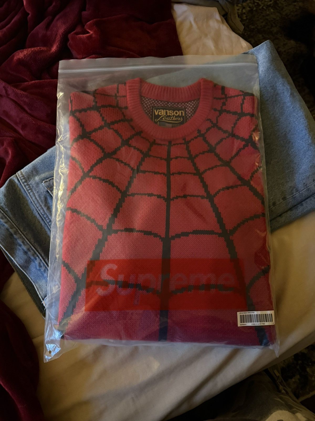 Supreme × Vanson Leathers Supreme®/Vanson Leathers® Spider-Man Sweater Size US M / EU 48-50 / 2 - 2 Thumbnail