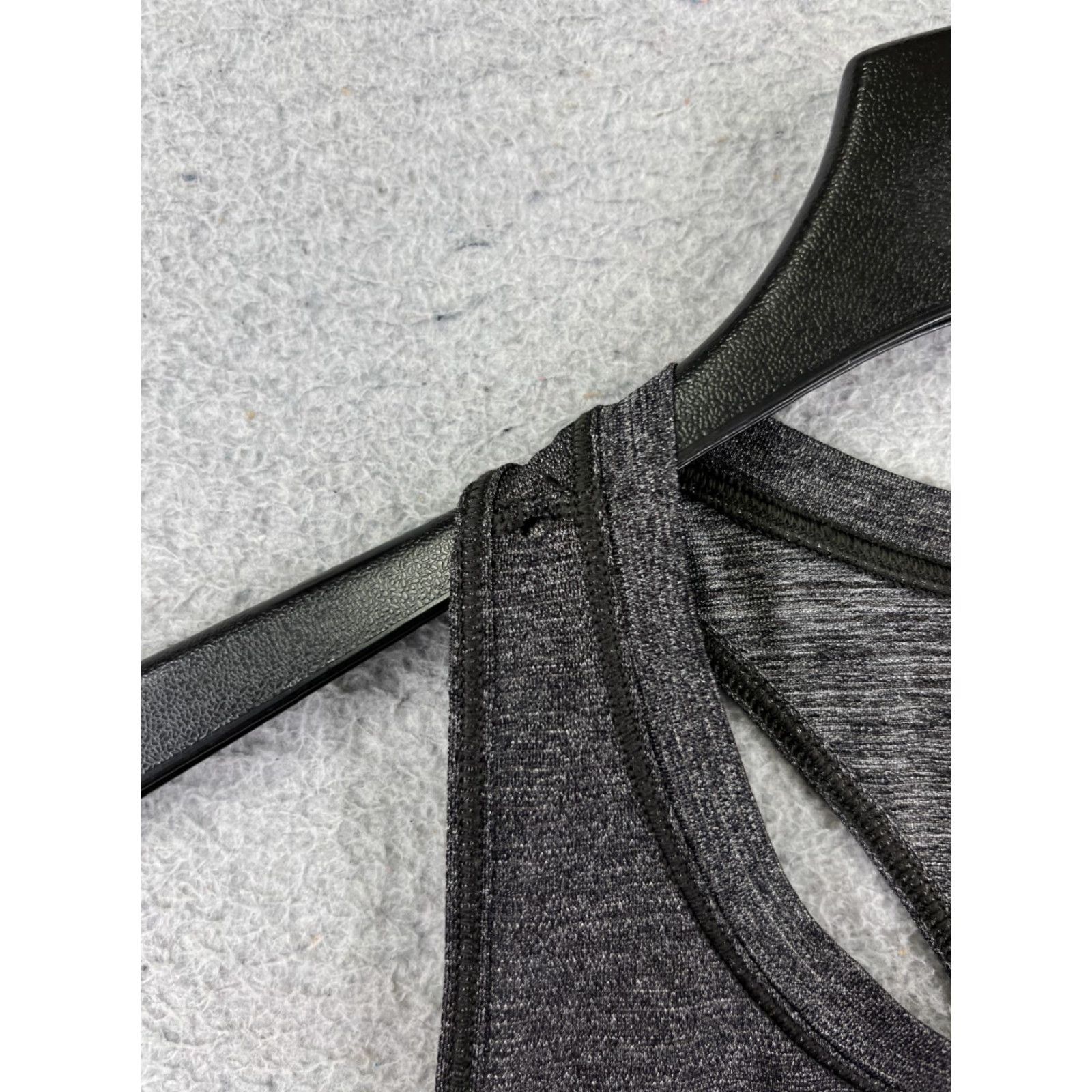 Lululemon Lululemon Shirt Women 8 Gray Racerback Tank Round Neck Run Gym Yoga Casual Sleeveless Sports 90s Mens Womens Girls Size M / US 6-8 / IT 42-44 - 7 Thumbnail