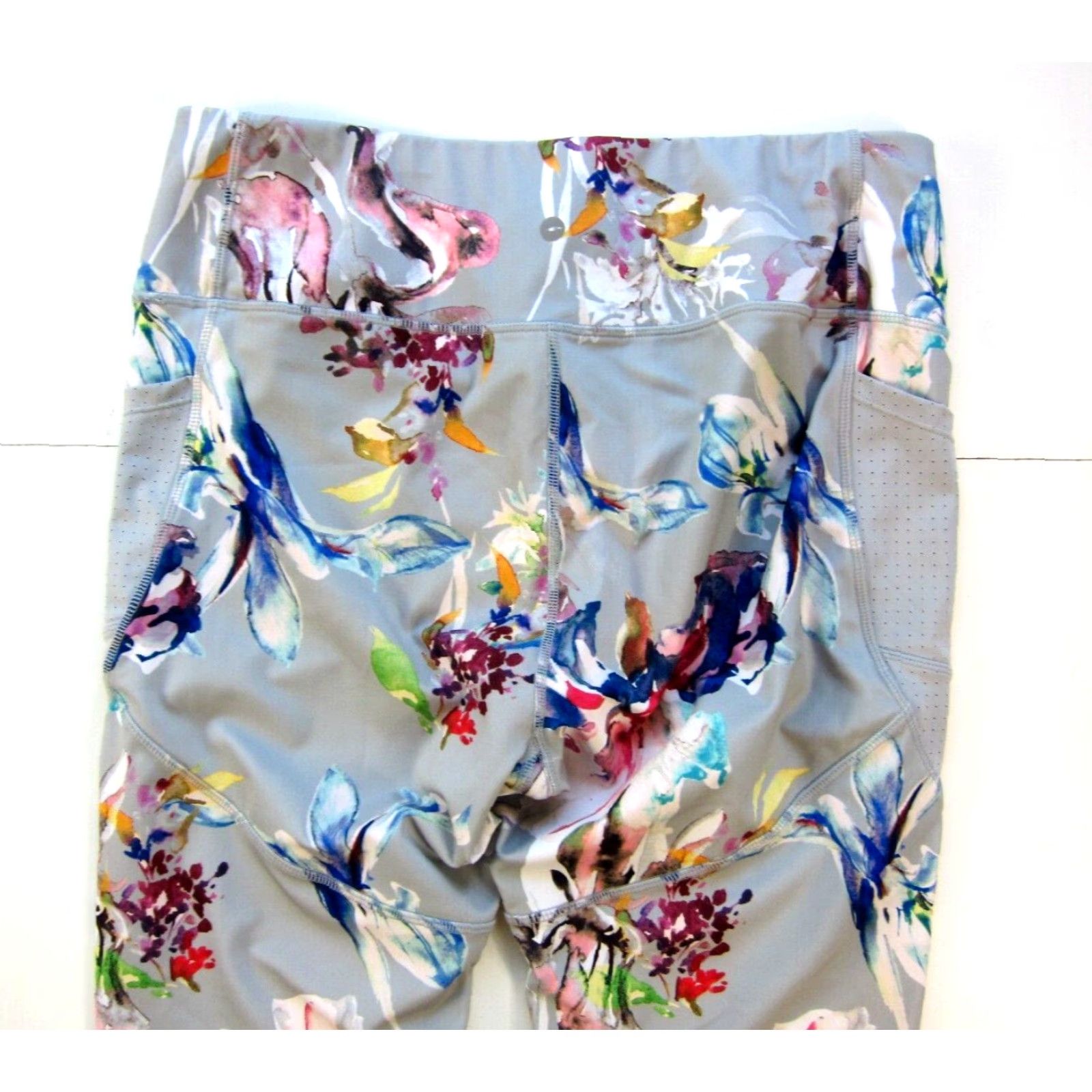 Avia Avia Pant XL Grey Green Blue Pink Floral Stretch Pocket Running Yoga Workout Capris Women Size 40" / US 18 - 5 Thumbnail