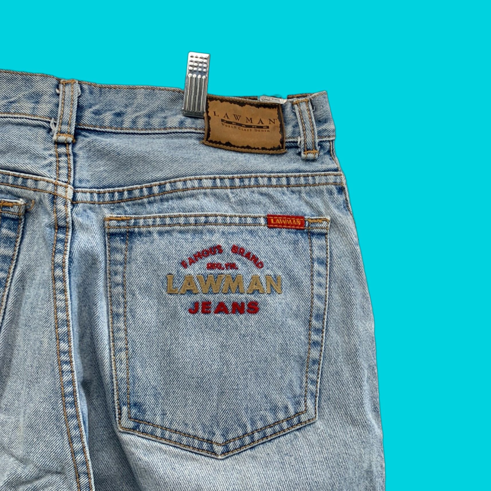Denime VINTAGE Lawmen Jeans Womens 32x31 Light Wash Denim Embroidered Pocket Tapered Jeans Size 24" / US 00 / IT 34 - 1 Thumbnail