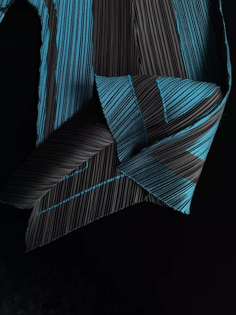 Issey Miyake Issey Miyake size:2 Blue and black short-sleeved top Size M / US 6-8 / IT 42-44 - 5 Thumbnail