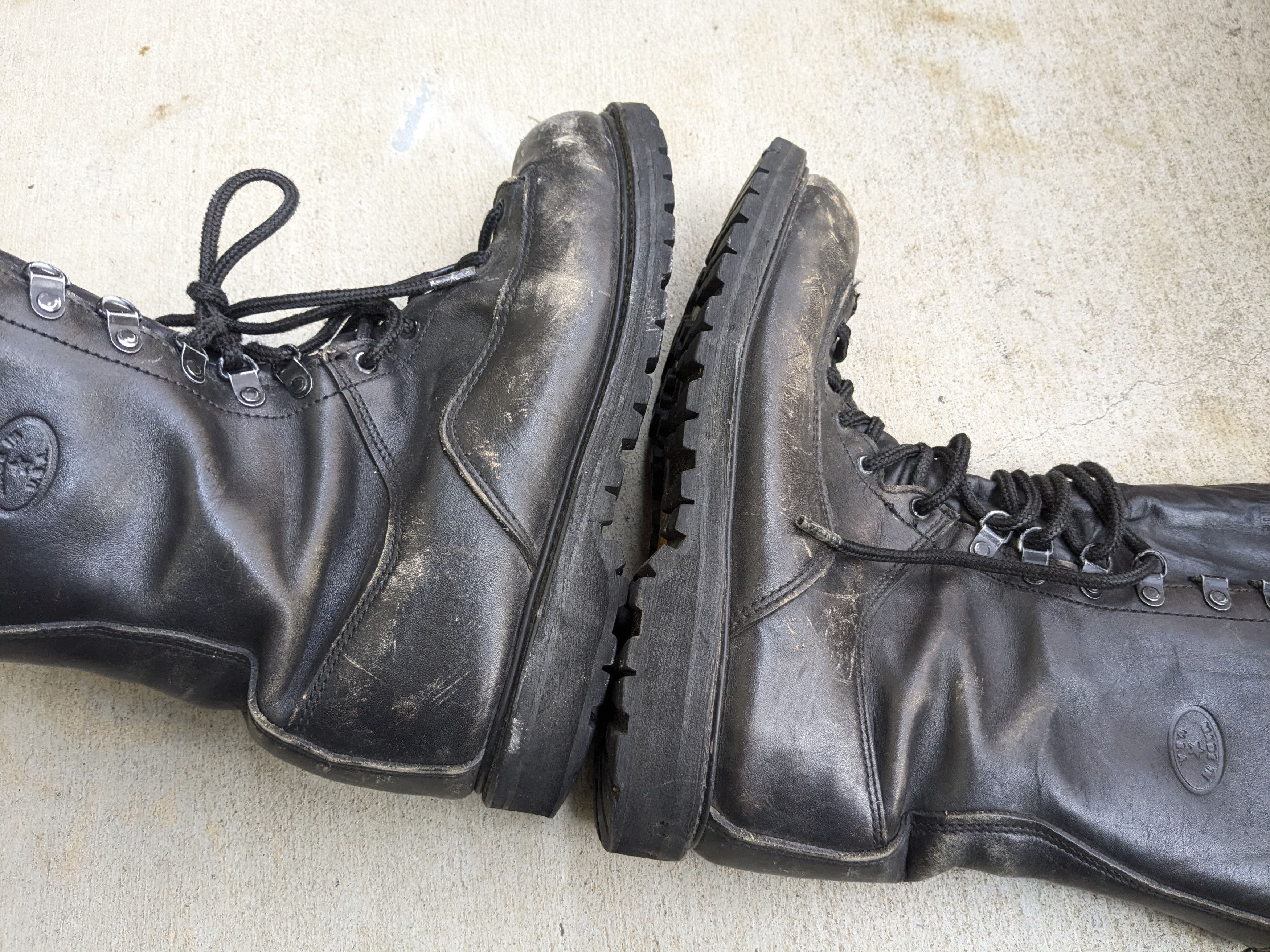 Genuine Leather × Vintage Vintage Boots Black Leather 10 Wide Work Rubber Combat Size US 10 / EU 43 - 14 Thumbnail