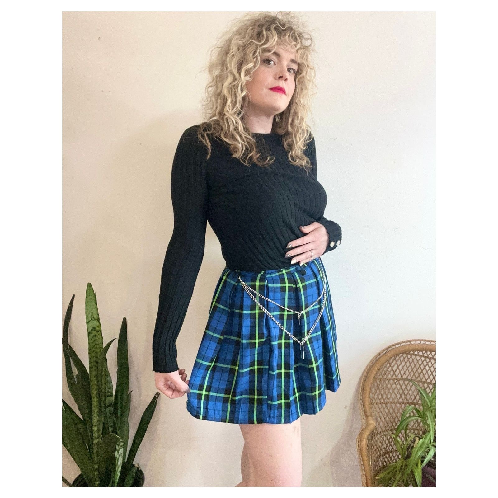 Other Hot Topic Plaid Chain Mini Skirt size medium Size 31" - 2 Thumbnail