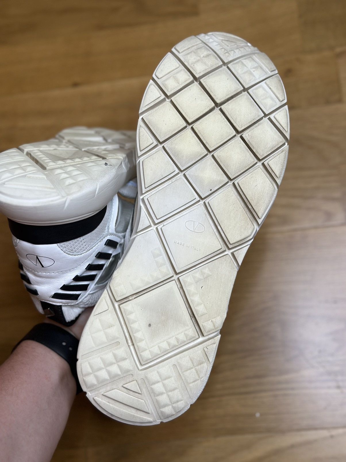 Valentino Vintage Valentino Garavani Reflex Sneakers Hi Top size 45 Size US 12 / EU 45 - 16 Thumbnail