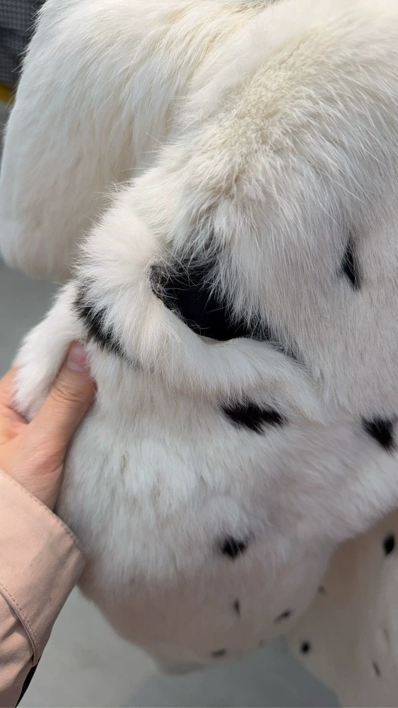 Saint Laurent Paris Saint Laurent Paris Saint Laurent Spotted Fur Coat Size 36 Size US S / EU 44-46 / 1 - 5 Thumbnail