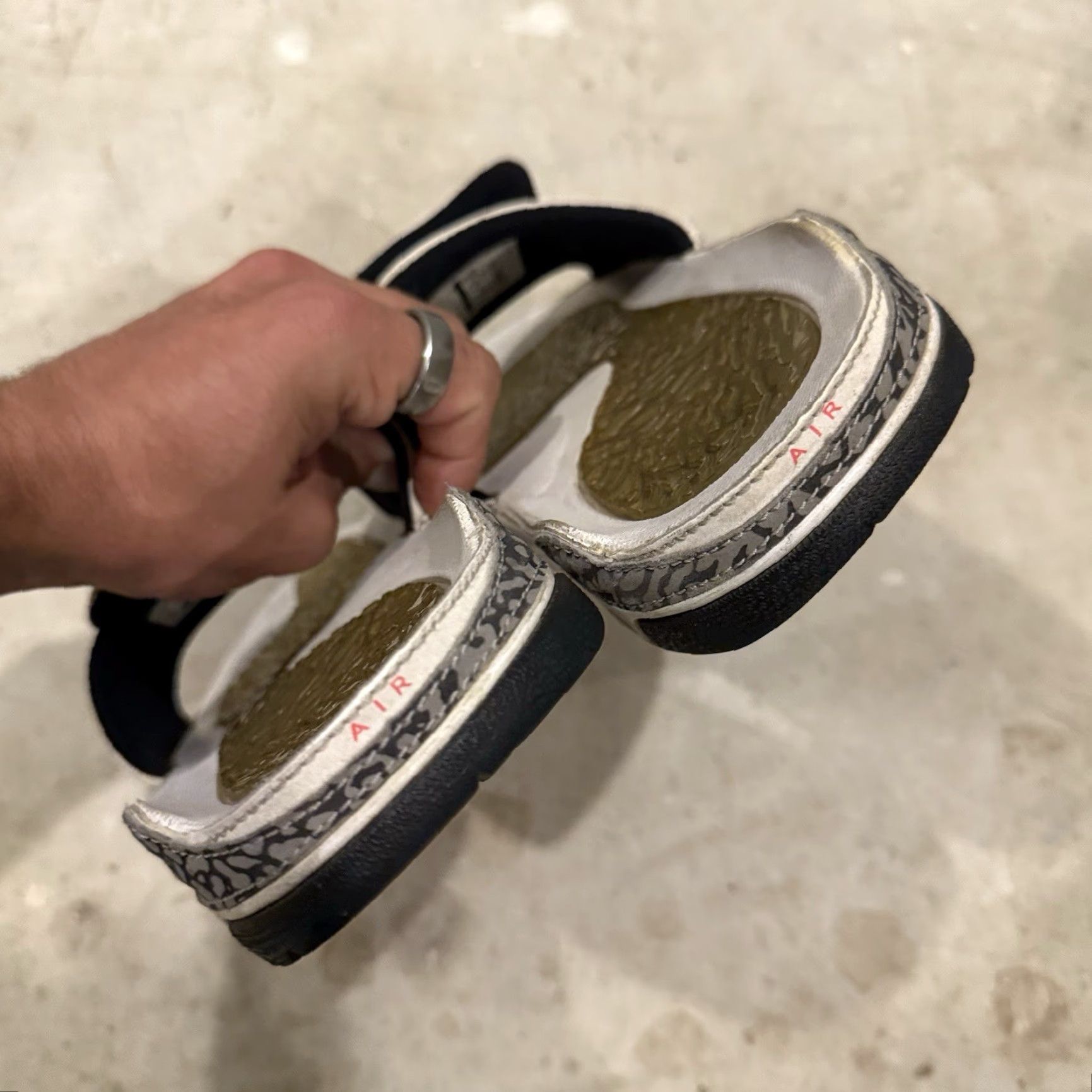 Jordan Brand Jordan 3 Slide White Cement 2014 Lifestyle Slide Sandal Mens 9 428789-106 FLAWS Size ONE SIZE - 7 Thumbnail