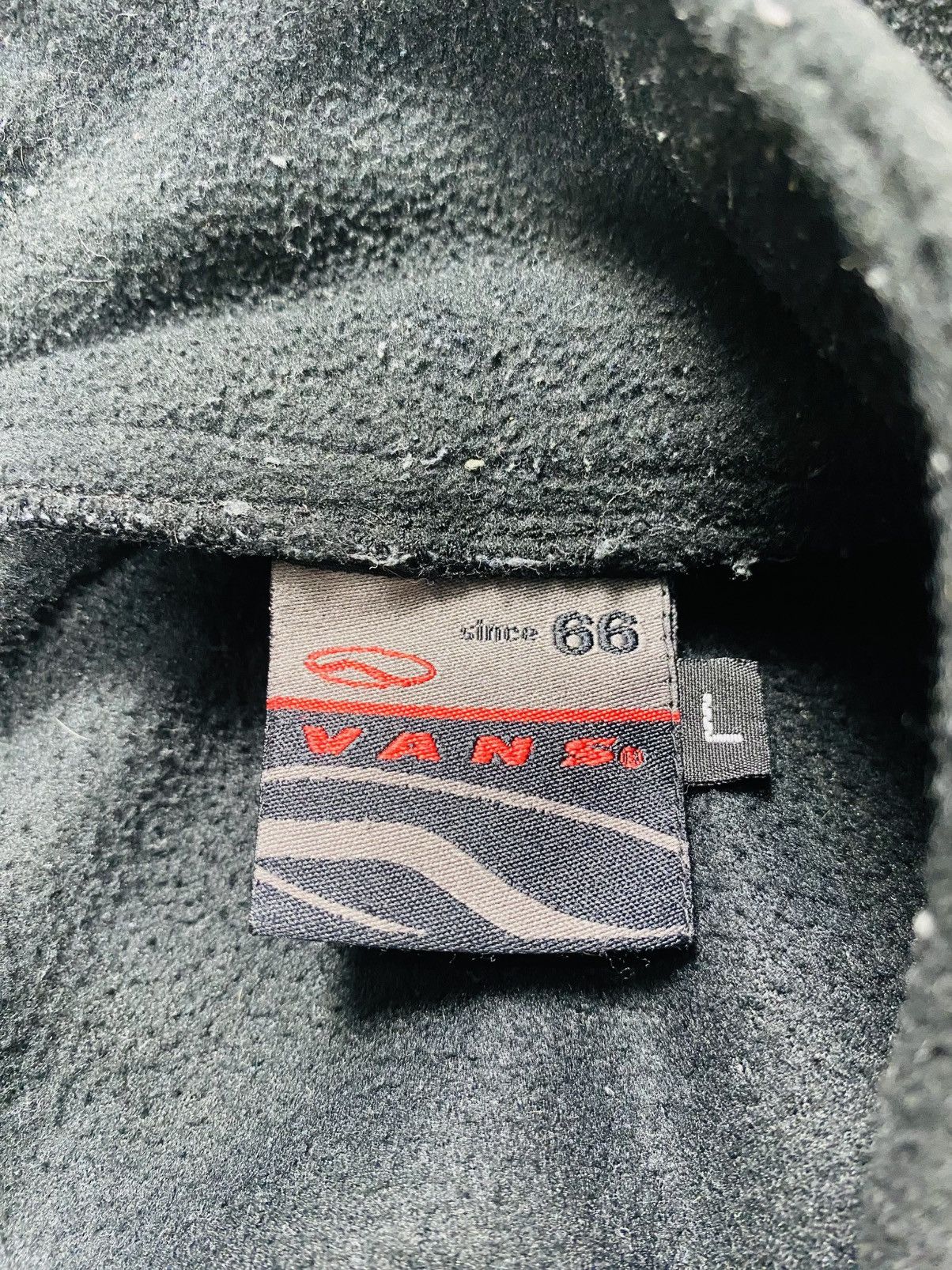 Vans Vintage Vans Small Logo Zipper Sweater Size US L / EU 52-54 / 3 - 13 Thumbnail