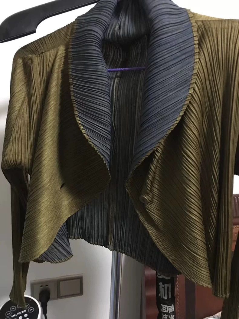 Issey Miyake Issey Miyake size:3 A dark grey and dark green color-block Size XS / US 0-2 / IT 36-38 - 3 Thumbnail