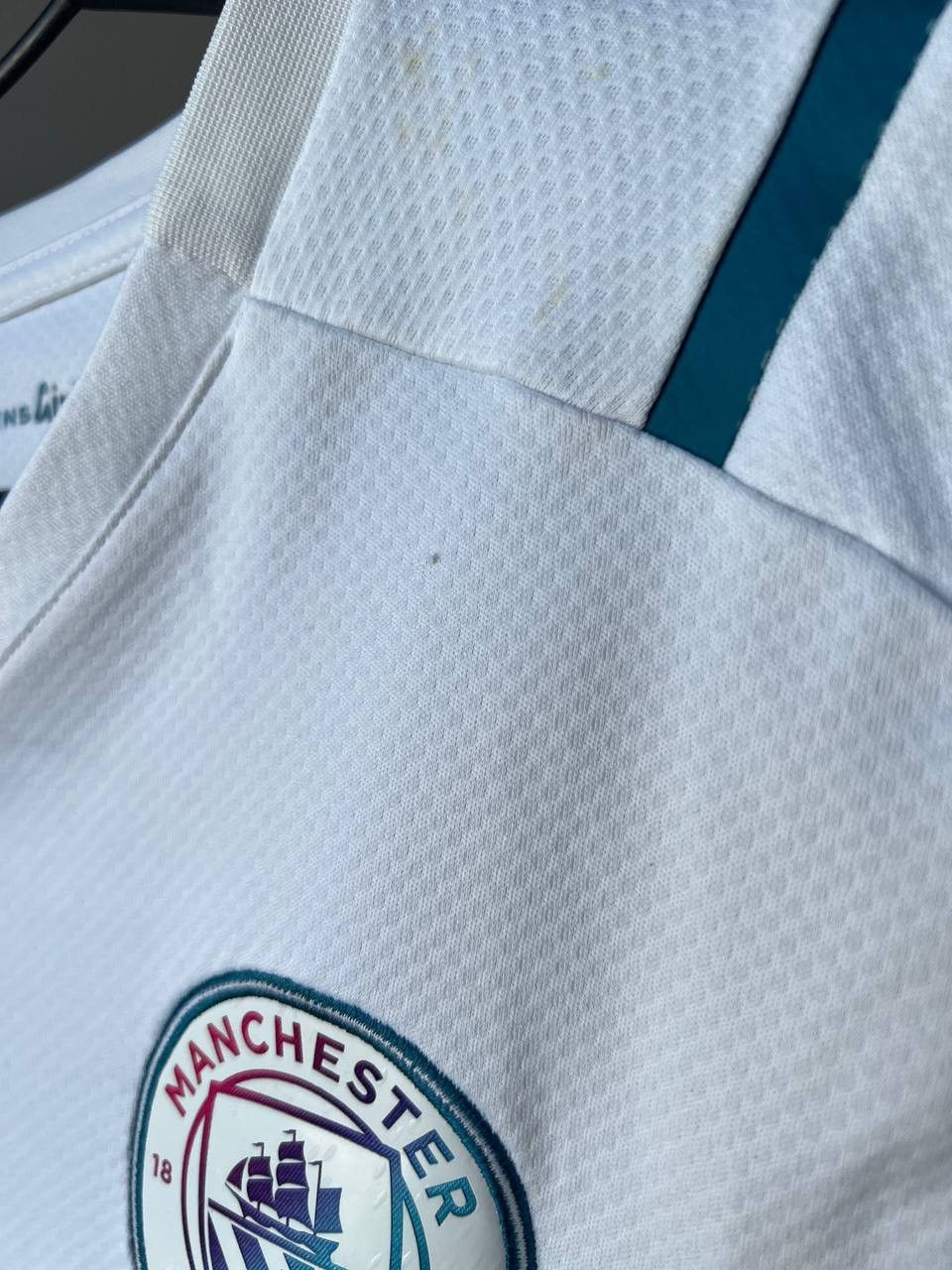 Puma 2021/22 MANCHESTER CITY THIRD SOCCER JERSEY FOOTBALL SHIRT S Size US S / EU 44-46 / 1 - 14 Thumbnail