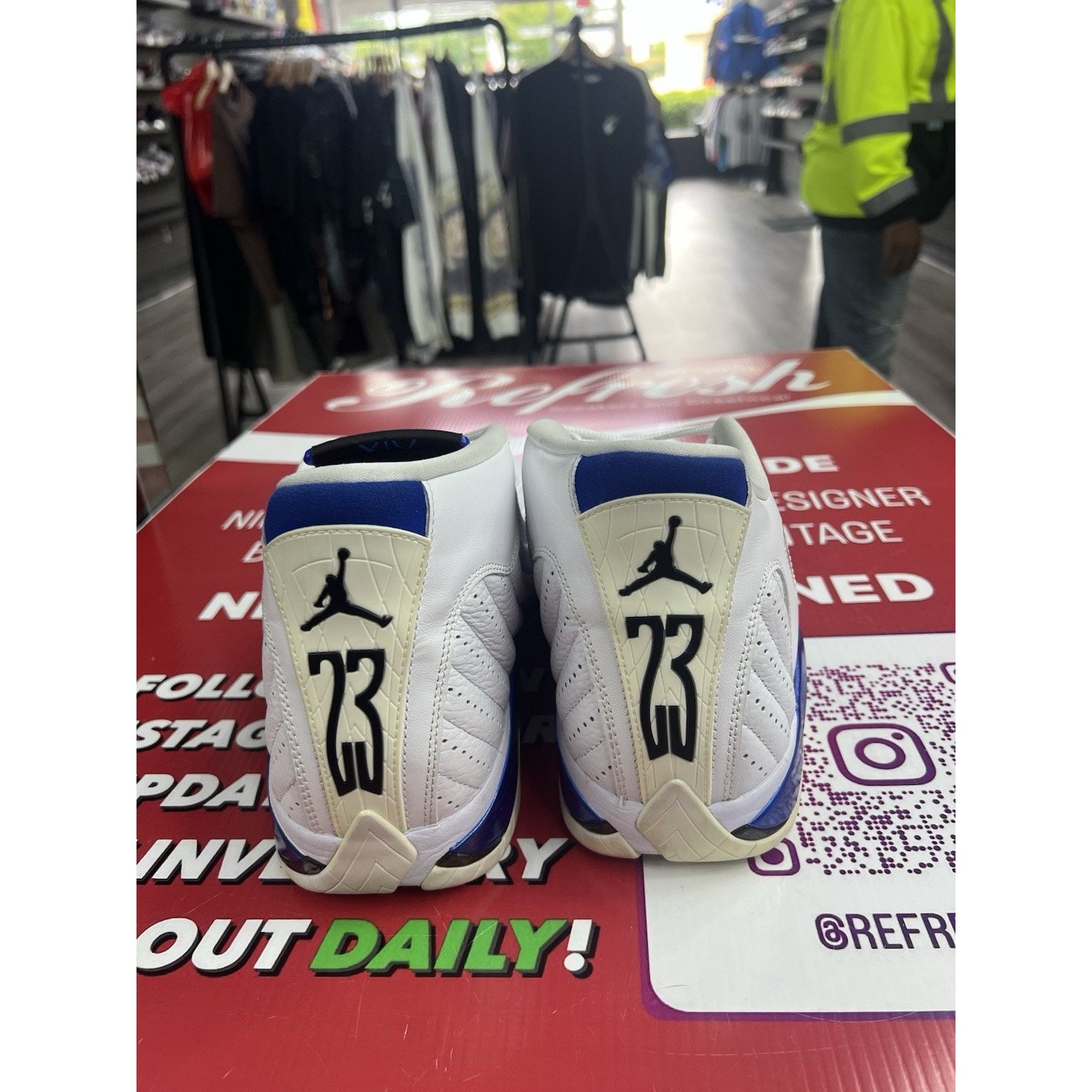 Jordan Brand Air Jordan 14 Retro White Hyper Royal Size 13 (487471-104) Size US 13 / EU 46 - 5 Thumbnail
