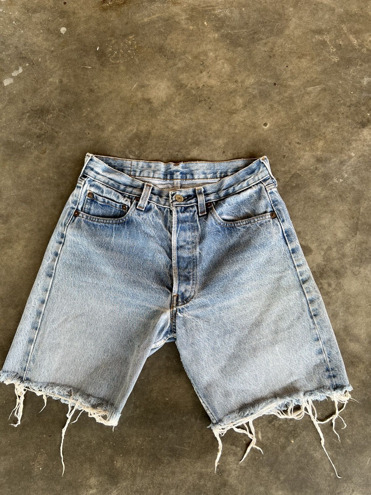Levi's 💥Vintage 80’s Levis 501 Short Jean Size US 28 / EU 44 - 1 Thumbnail
