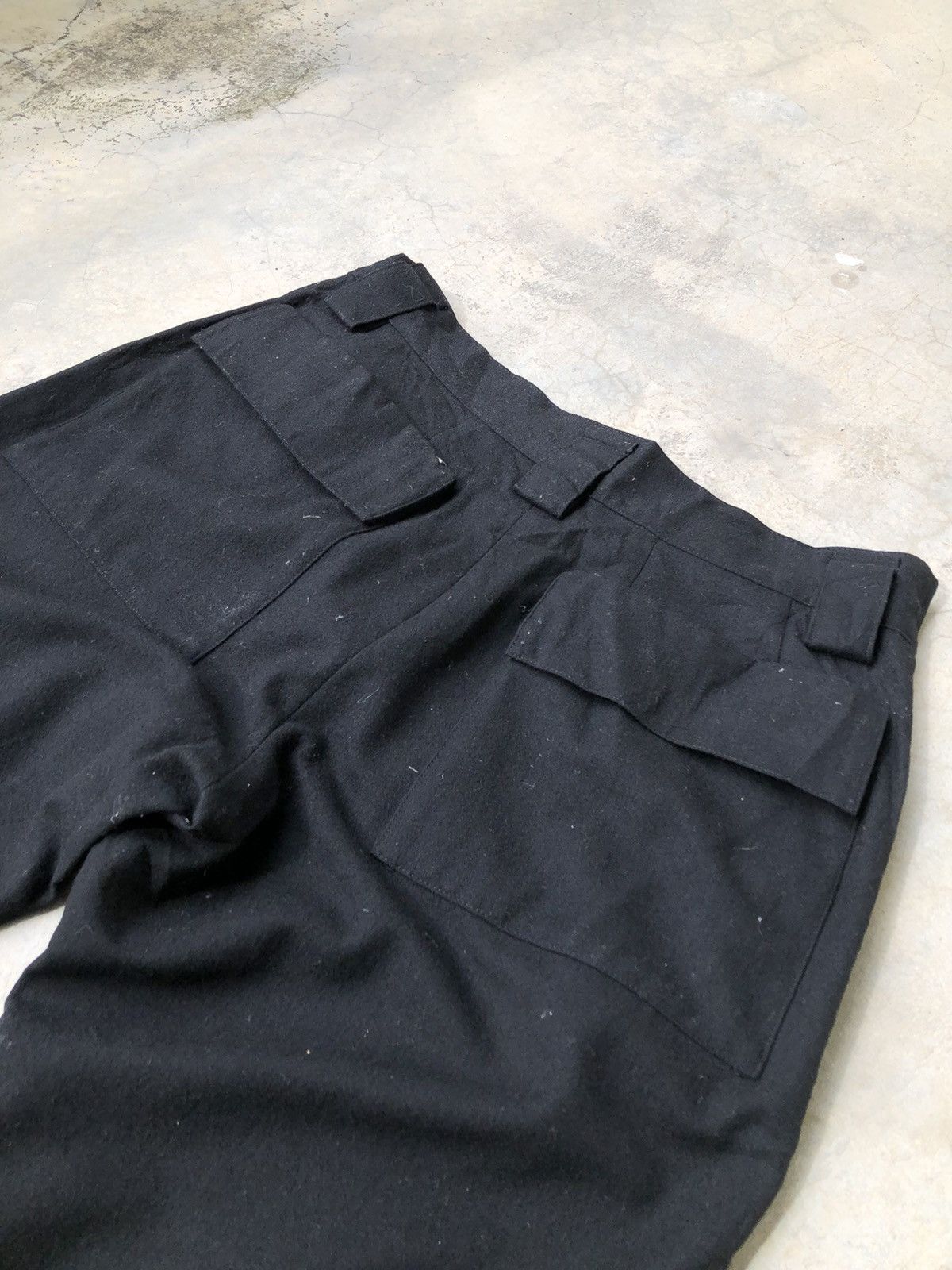 Yohji Yamamoto Yohji Yamamoto Y’s Wool Cropped 3 Quarter Fold Wool Pant Size US 30 / EU 46 - 10 Thumbnail