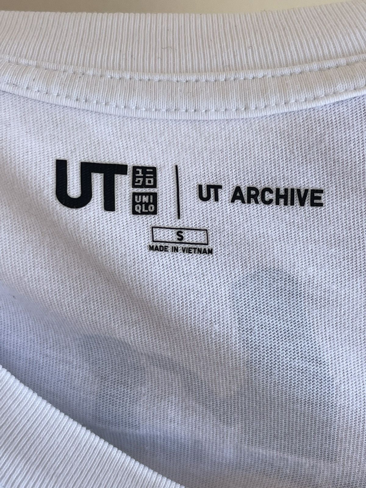 Uniqlo Naruto UT Archive Sasuke Itachi Uchiha Graphic Print T-Shirt Size US S / EU 44-46 / 1 - 7 Thumbnail
