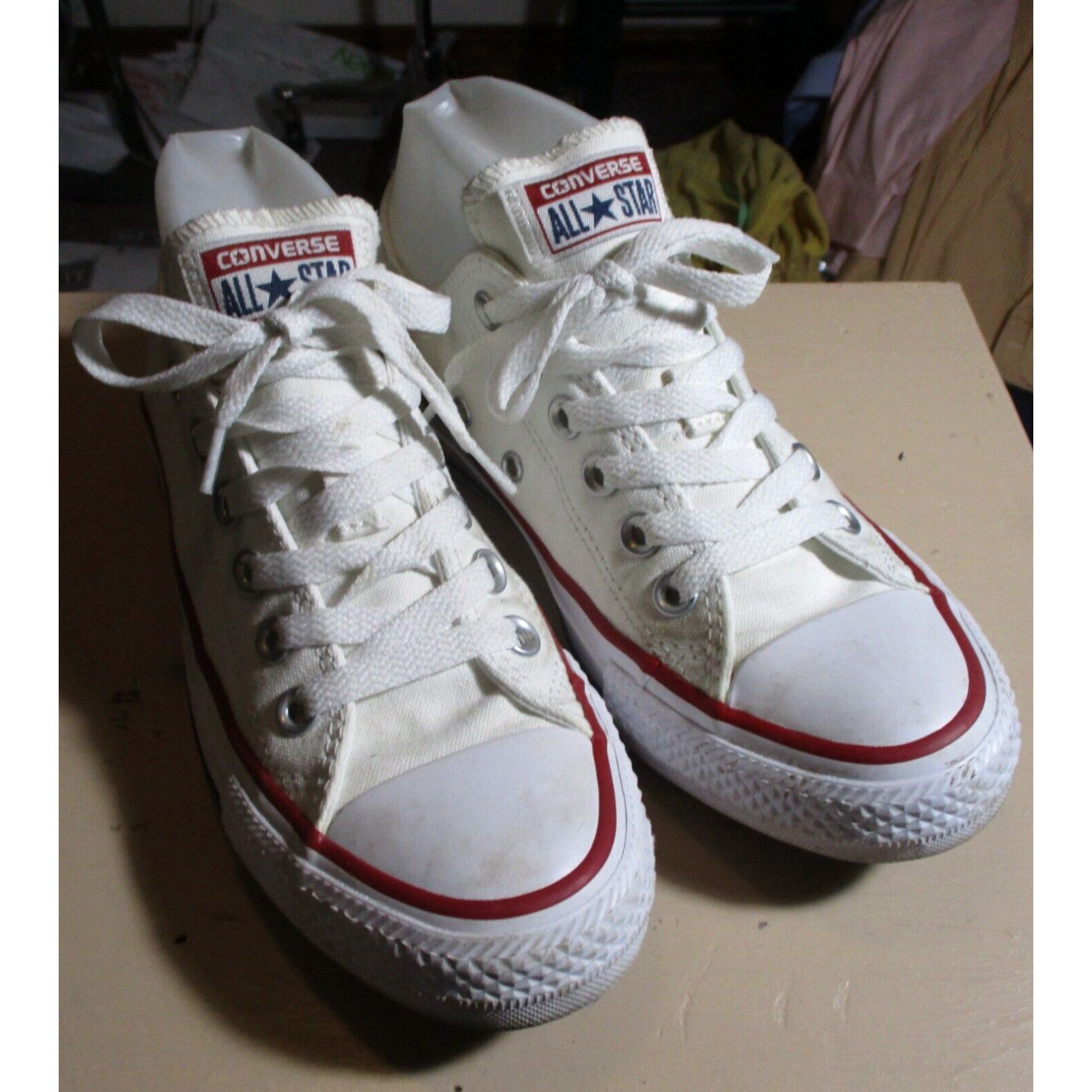 White fashion converse 6.5 womens