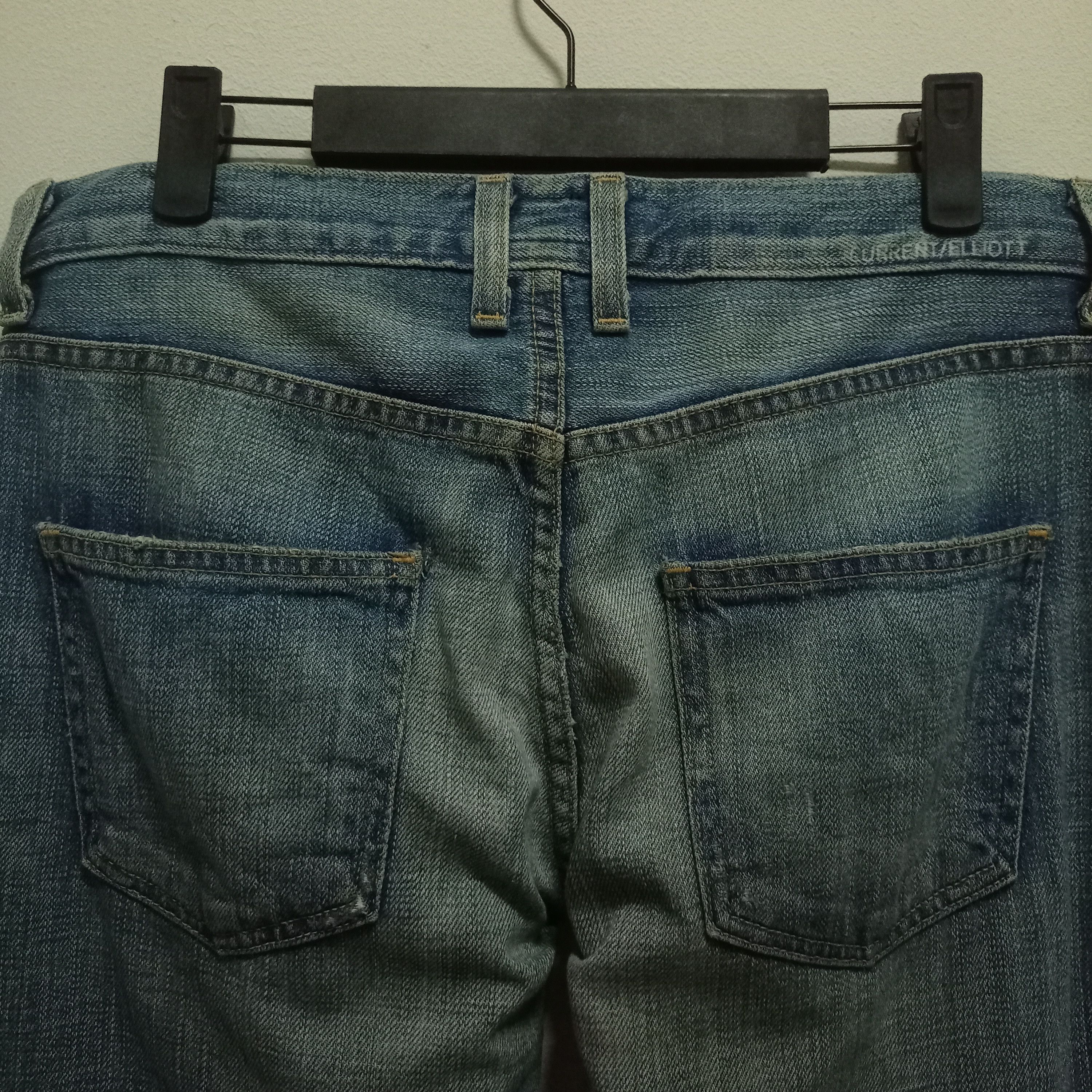 Current/Elliot Vintage USA Current Elliot Blue Wash Distressed Jeans Size US 32 / EU 48 - 6 Thumbnail