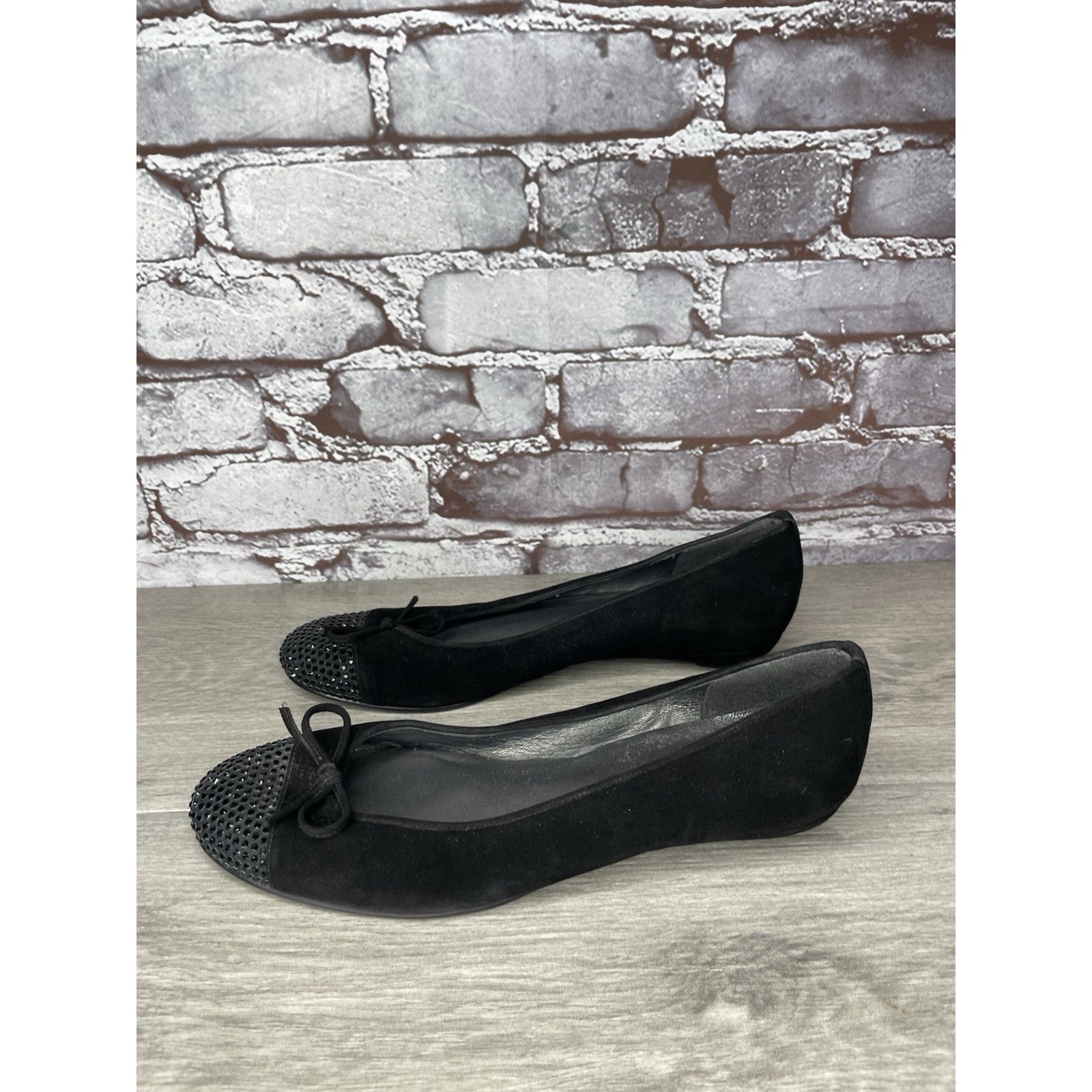 Stuart Weitzman Stuart Weitzman Black Suede Rhinestones Bow Ballet Flats Wom Size US 7.5 / IT 37.5 - 2 Thumbnail