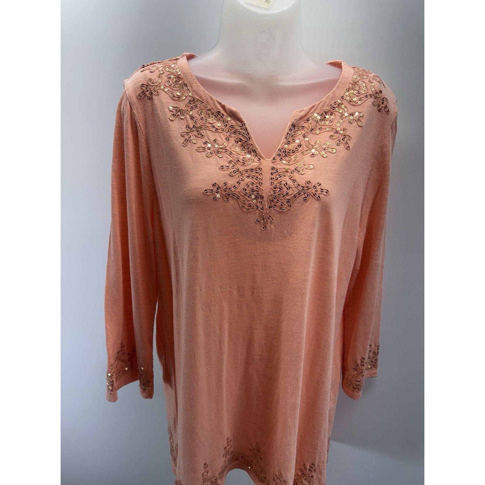 Chicos Chico’s Sequin Embellished Tunic Top Women’s Size 1/Medium Size M / US 6-8 / IT 42-44 - 2 Thumbnail